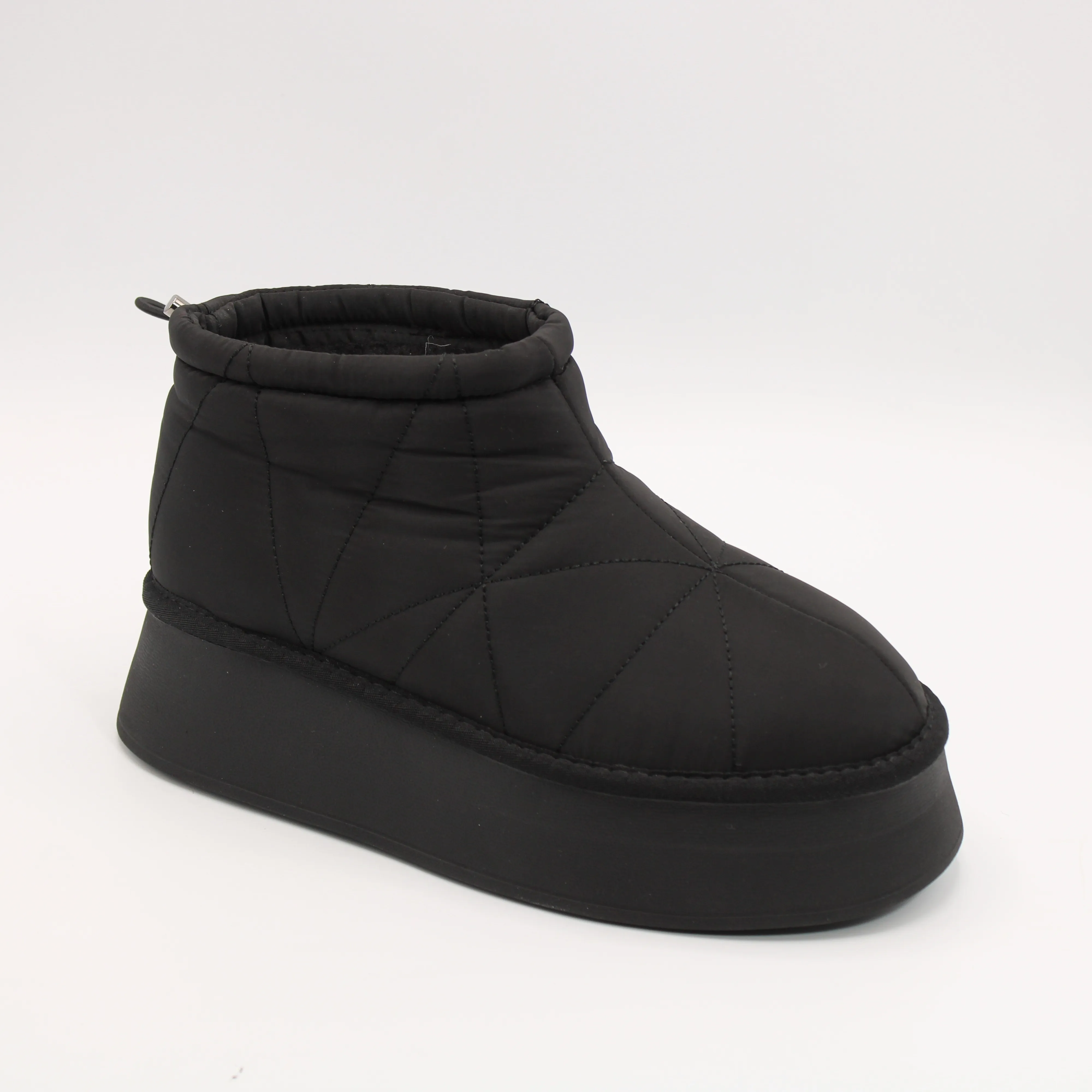 Женские ботинки черного цвета АРАЗ BS01-1381