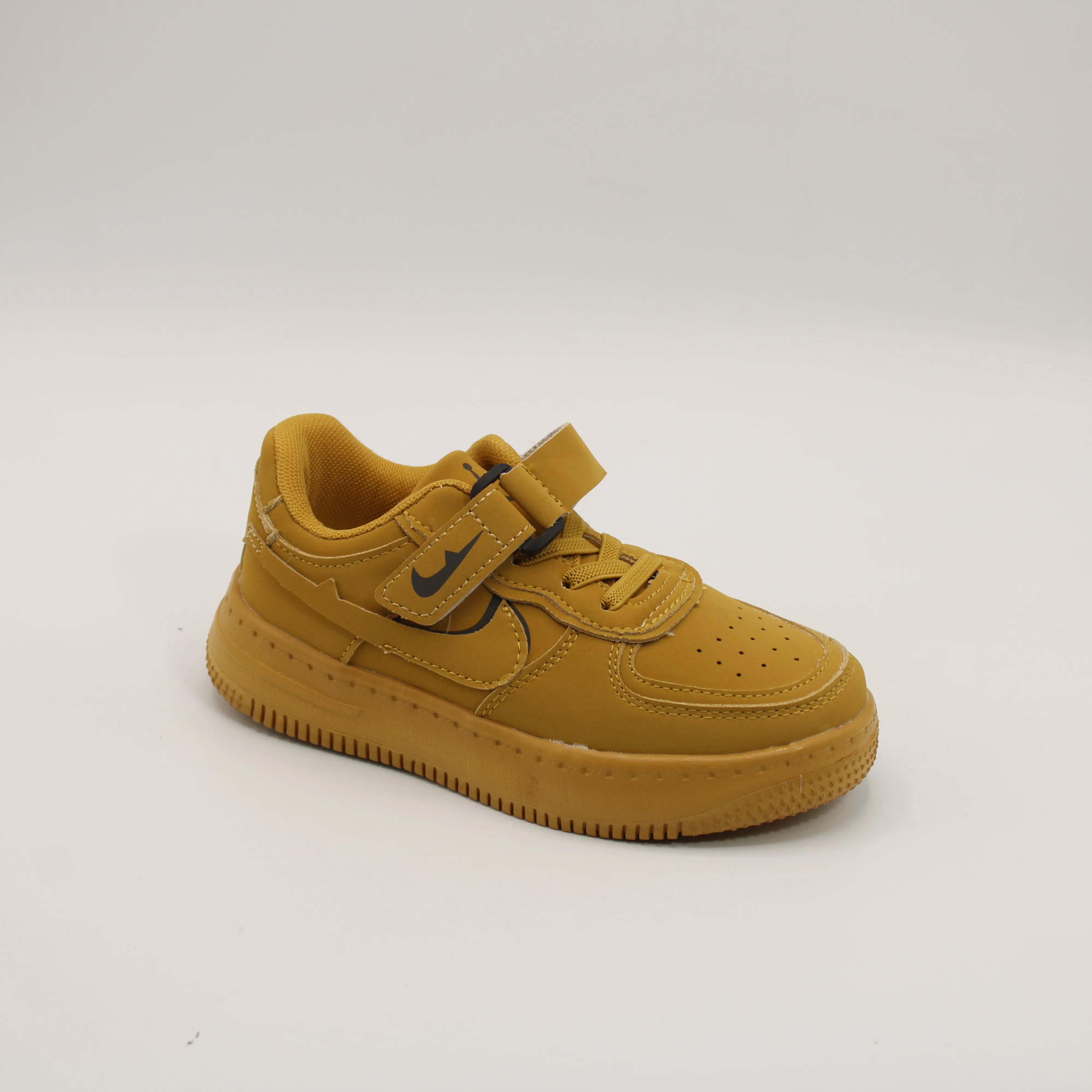 Детские кроссовки бежевого цвета SLV BS06-1588