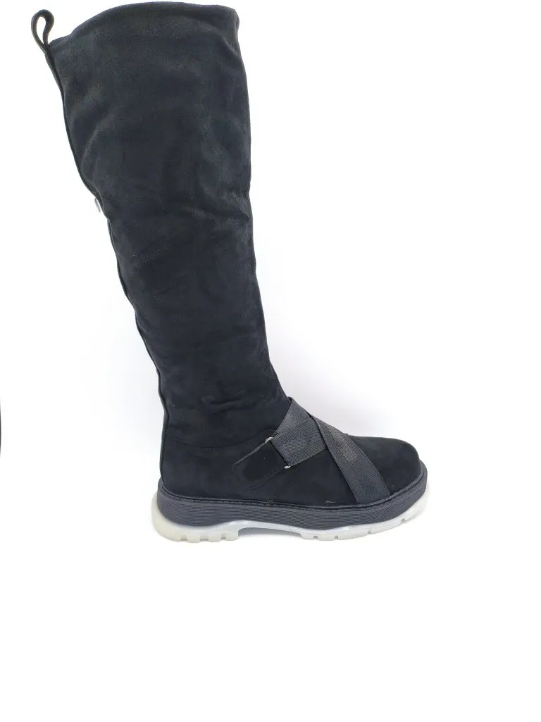 Женские зимние сапоги черного цвета MEITESI BS02-269