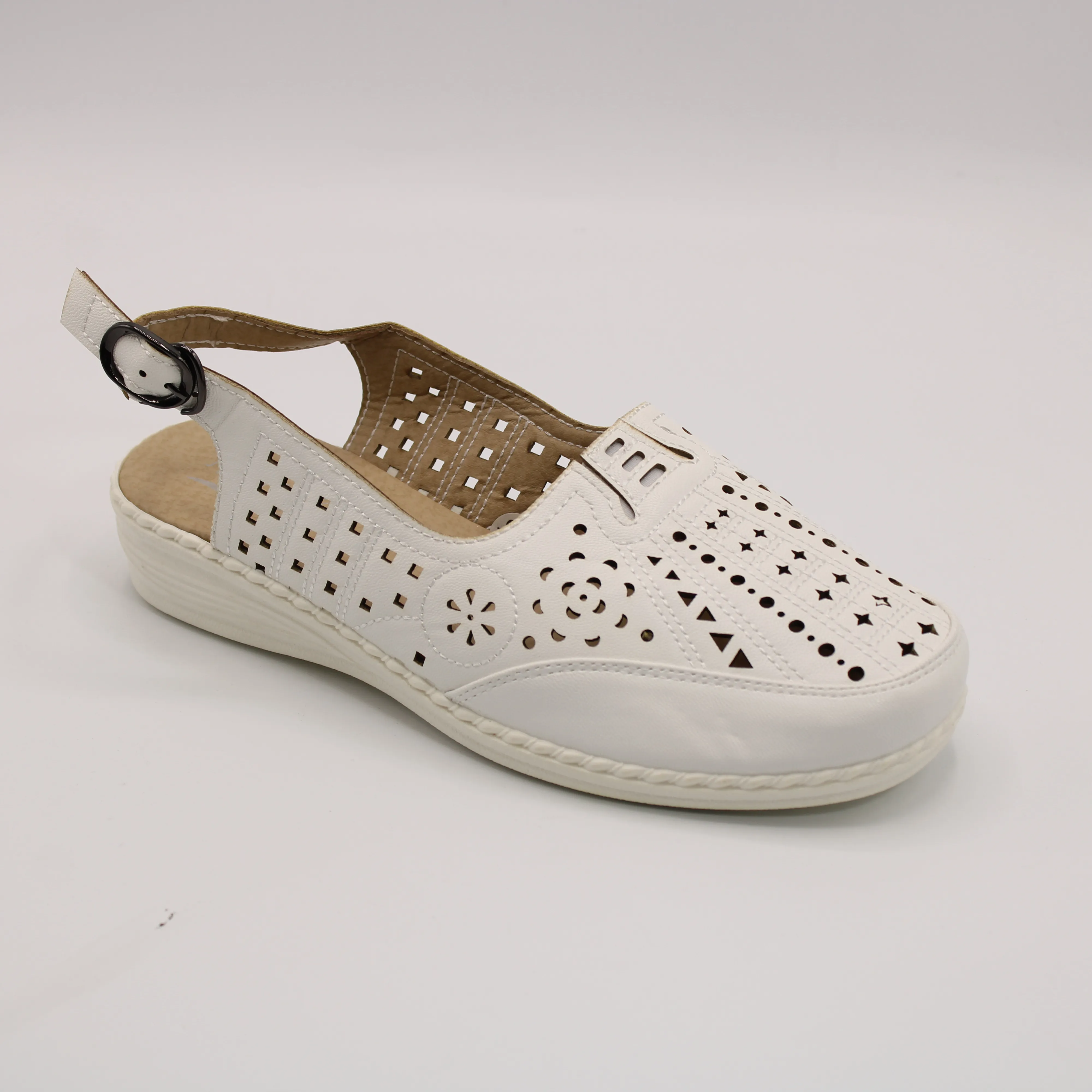 Женские босоножки бежевого цвета ЛИАННО BS01-1280