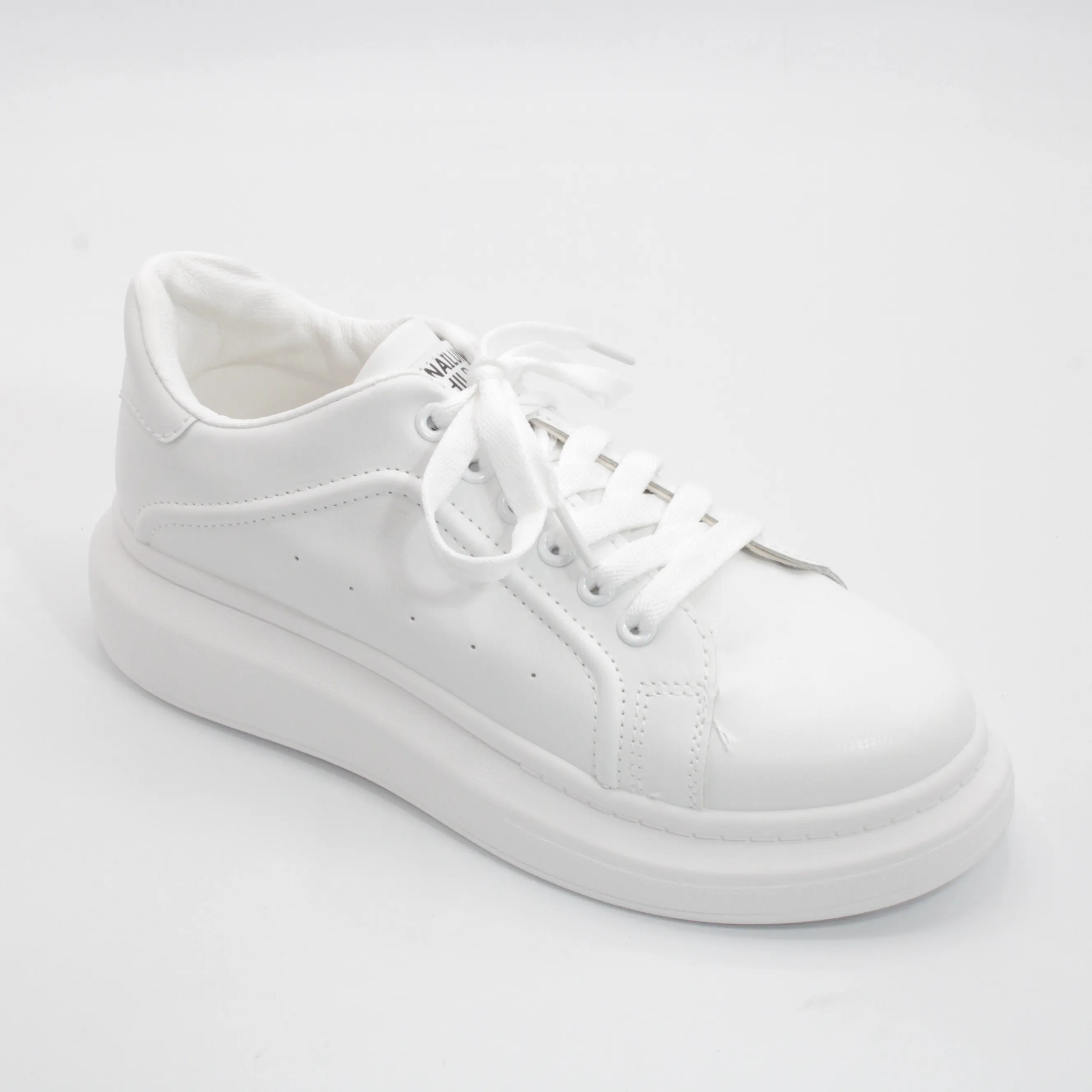 Женские кроссовки белого цвета белого цвета CLASSICA BS01-1113