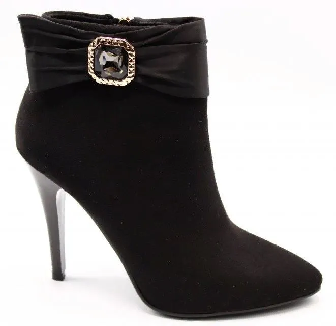 Женские весенние ботильоны черного цвета TEETSPACE BS02-3138