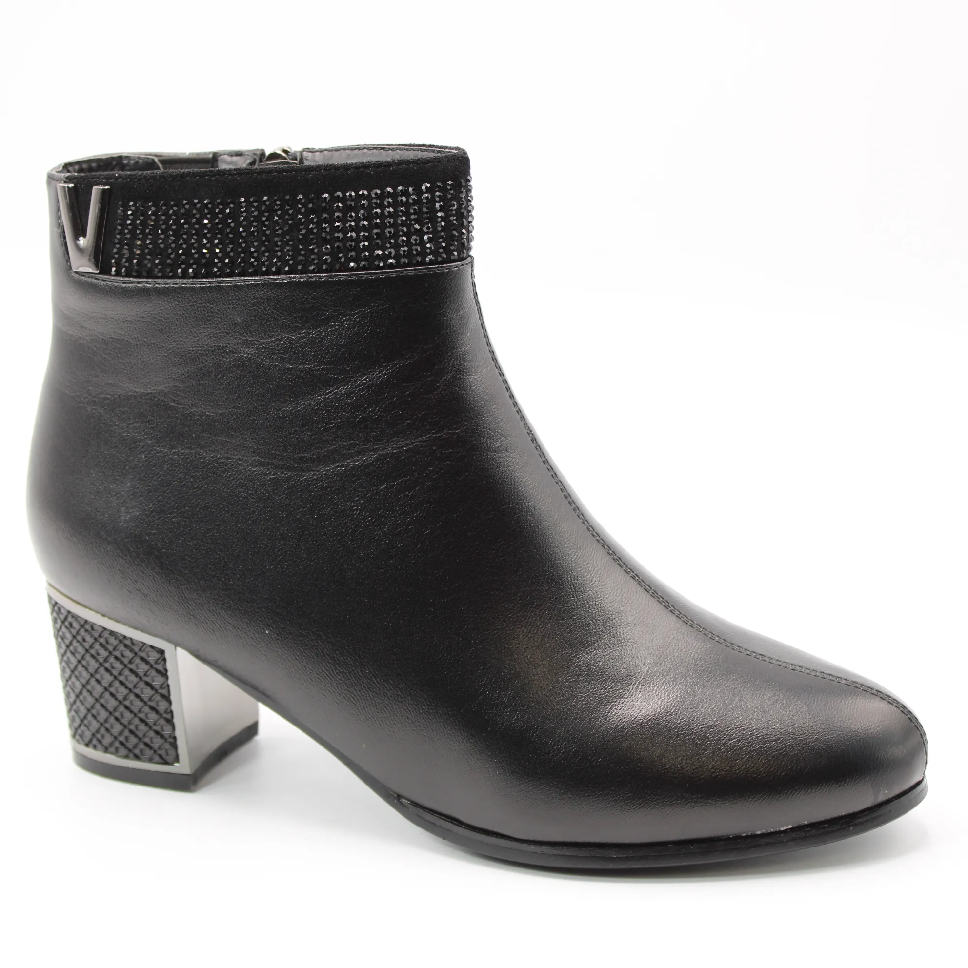 Женские весенние ботильоны черного цвета MOLO BS01-62