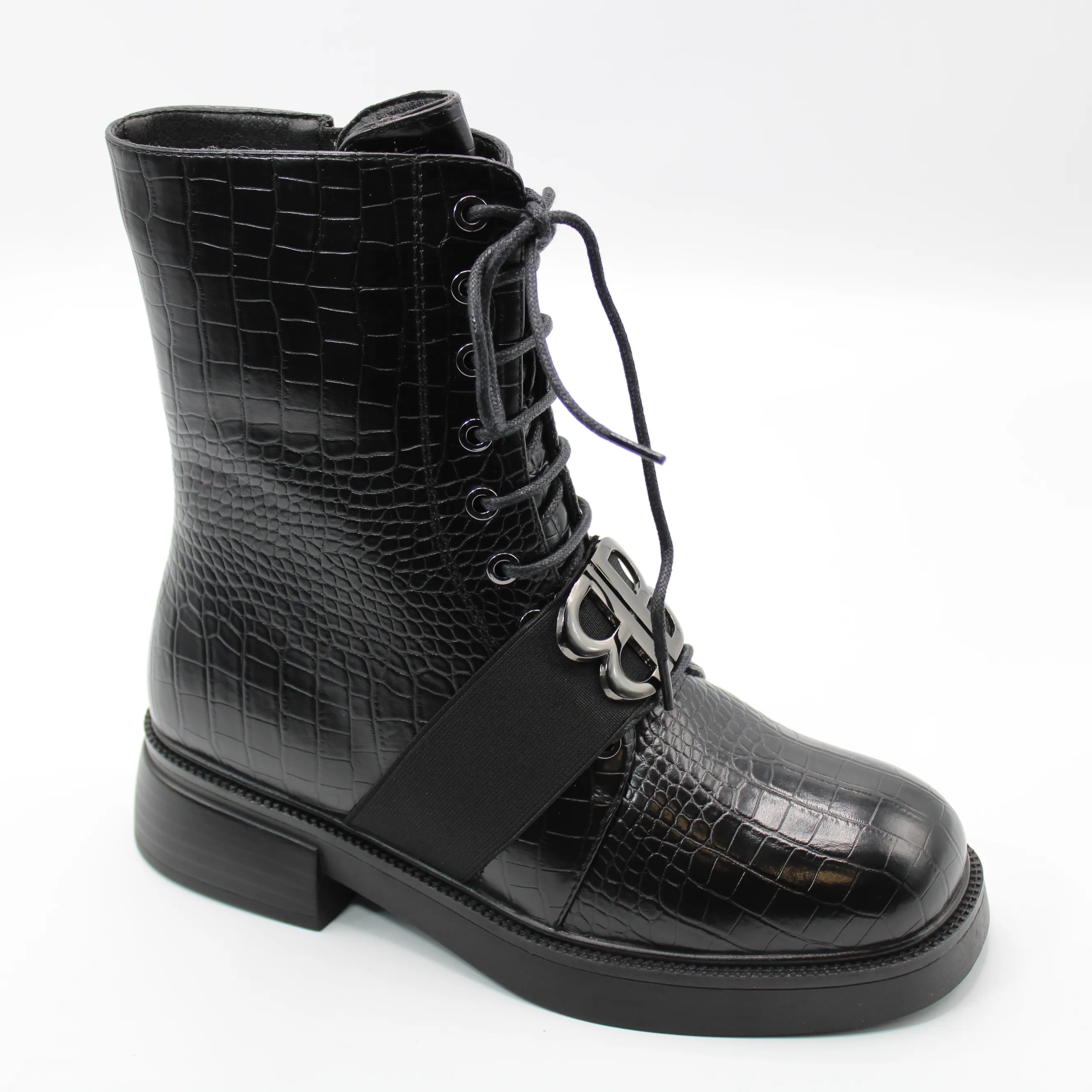 Женские зимние ботинки черного цвета ADMLIS BS01-912