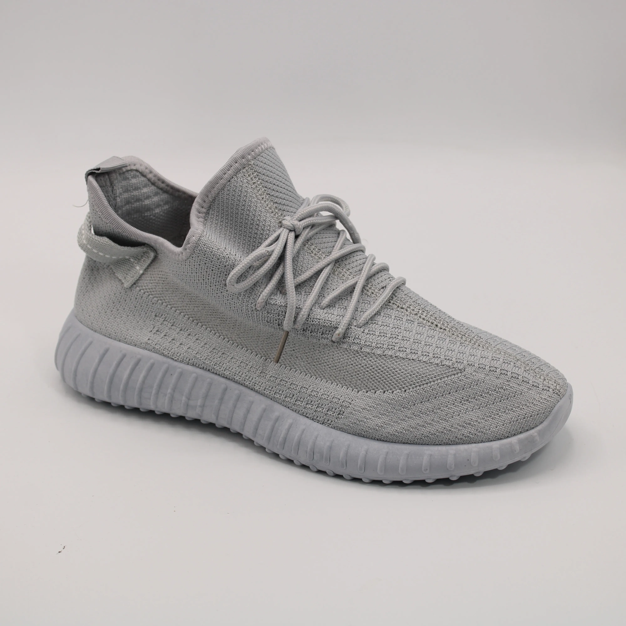 Мужские кроссовки серого цвета С.С BS02-1651