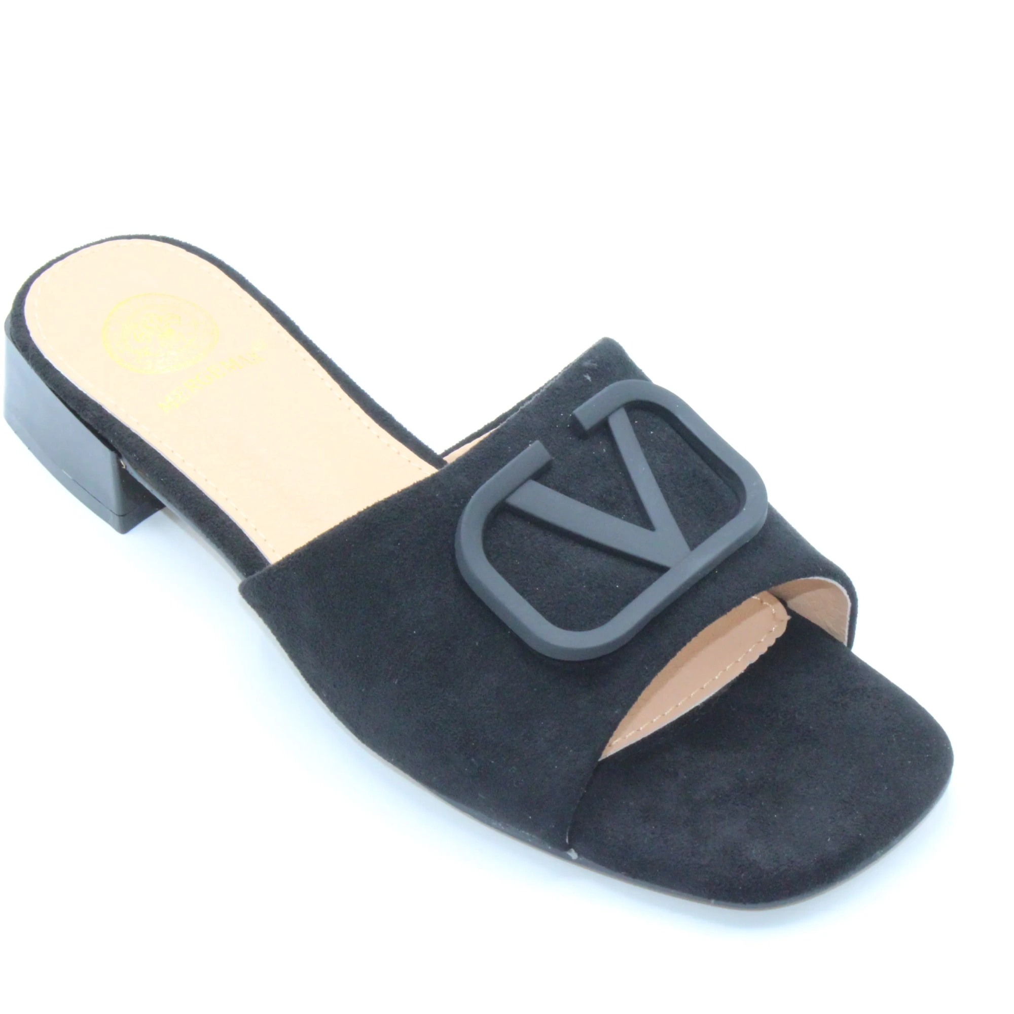 Женские летние шлепанцы черного цвета MERGE BS01-1019