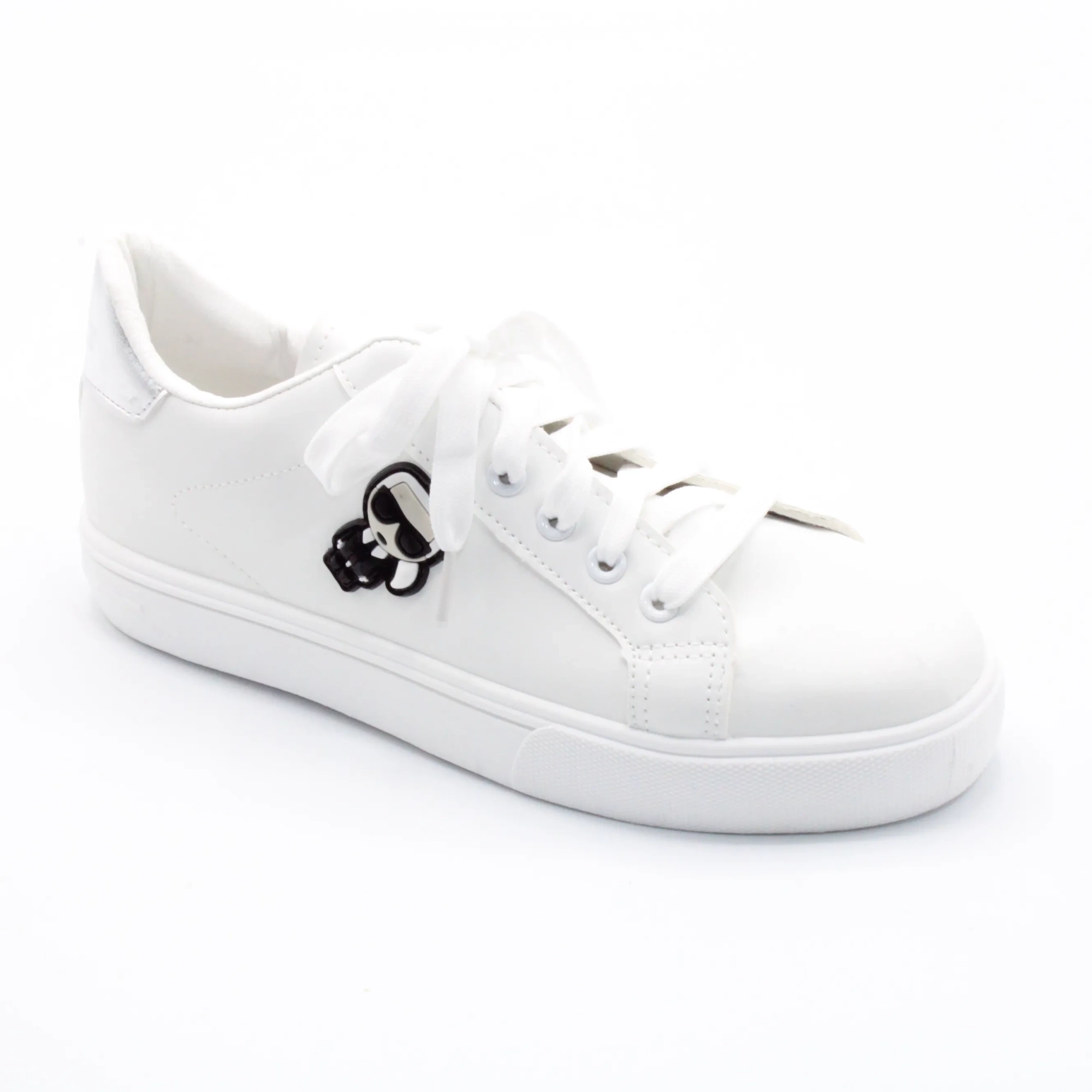 Женские весенние кроссовки белого цвета MERGE BS02-1055