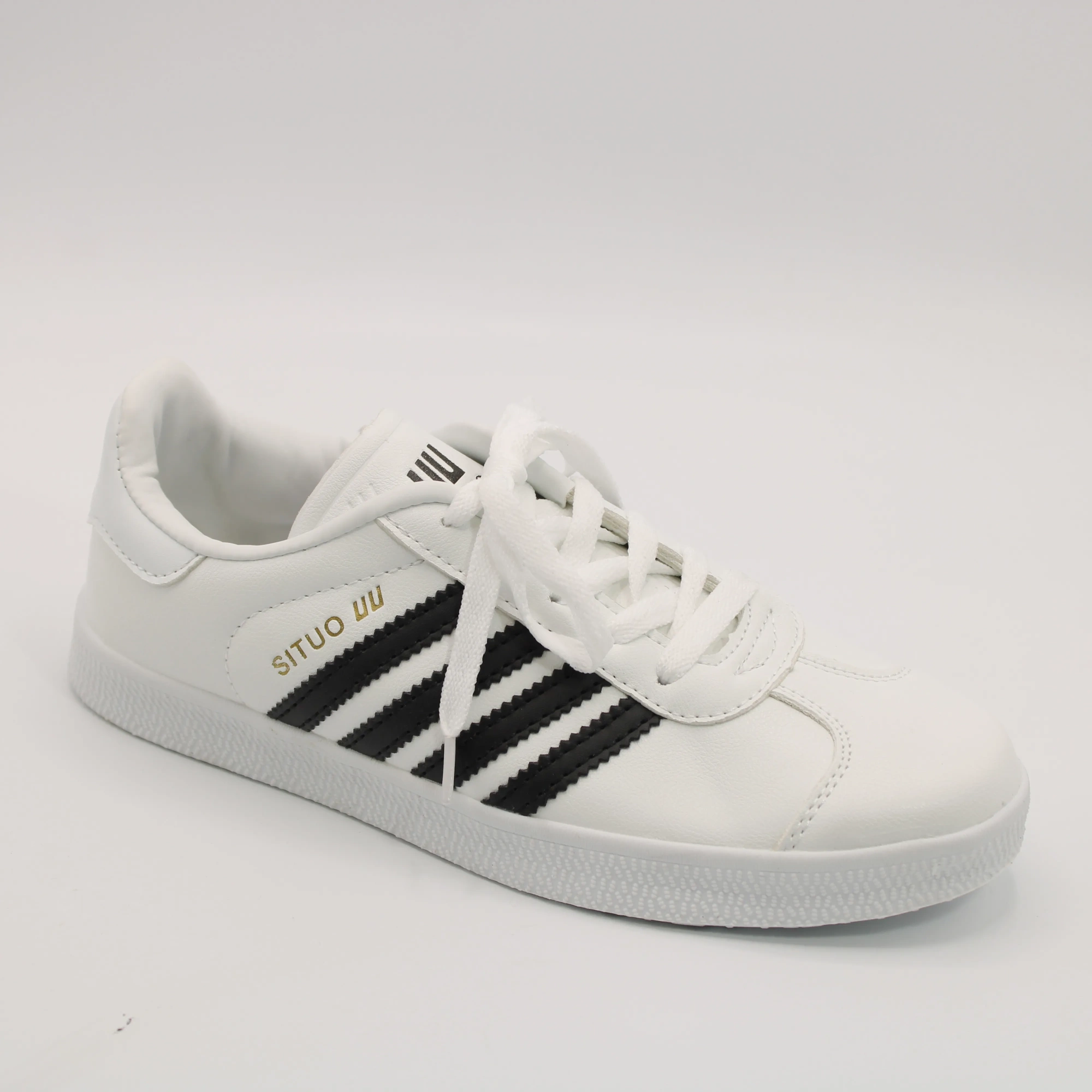 Мужские кроссовки белого цвета белого цвета SITUO BS02-1485