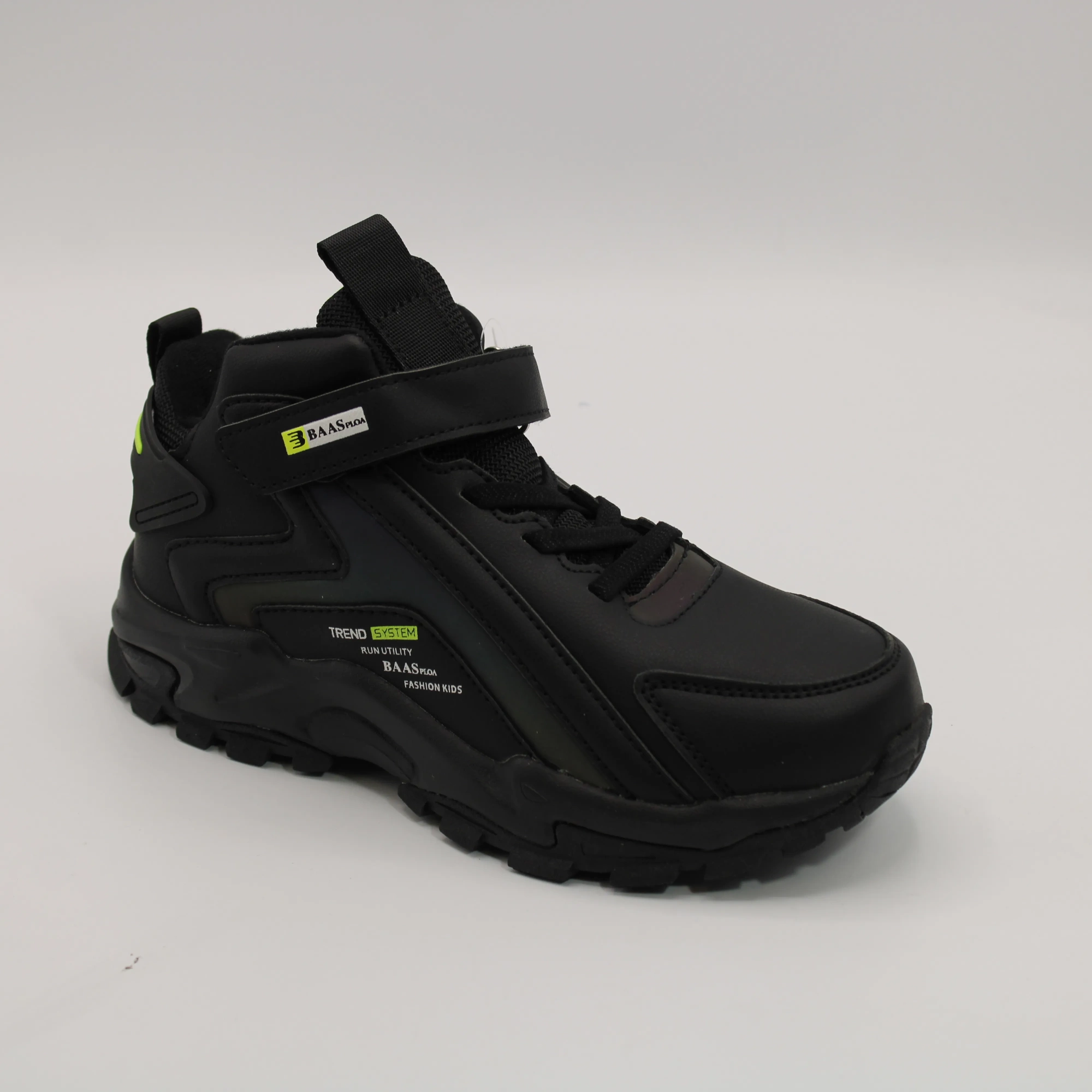 Детские кроссовки черного цвета BAAS BS03-3048