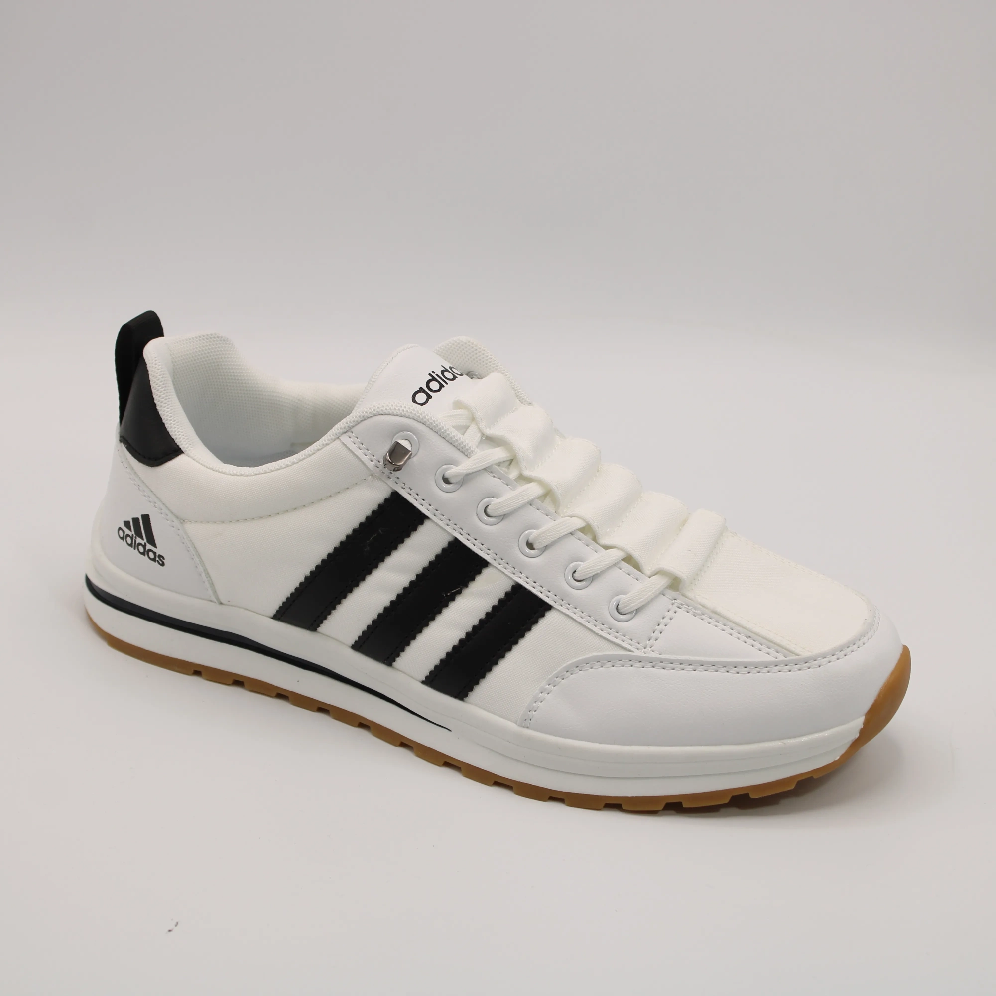 Мужские кроссовки белого цвета белого цвета CLASSICA BS01-1438