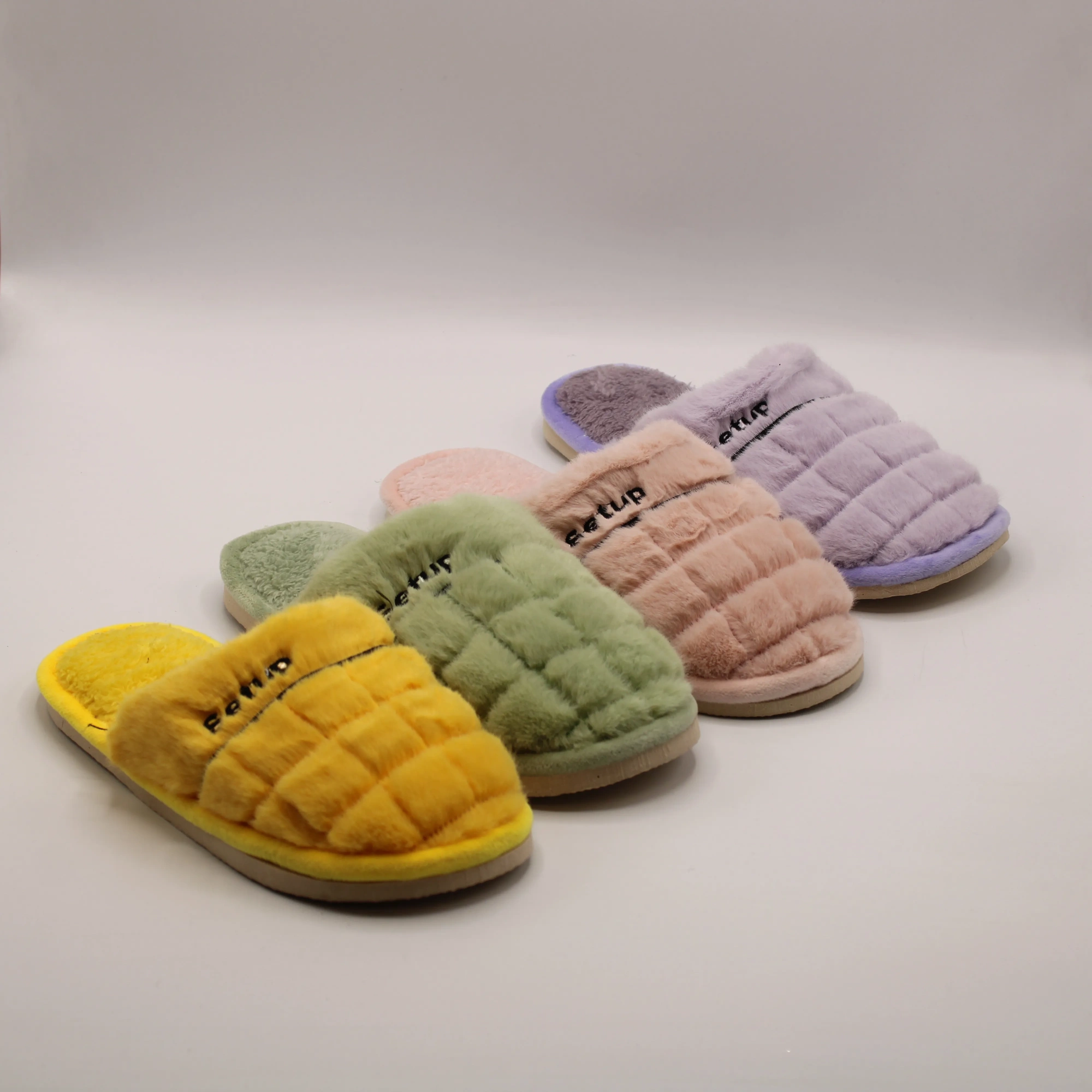 Женские тапки различных цветов FASHION BS01-1401