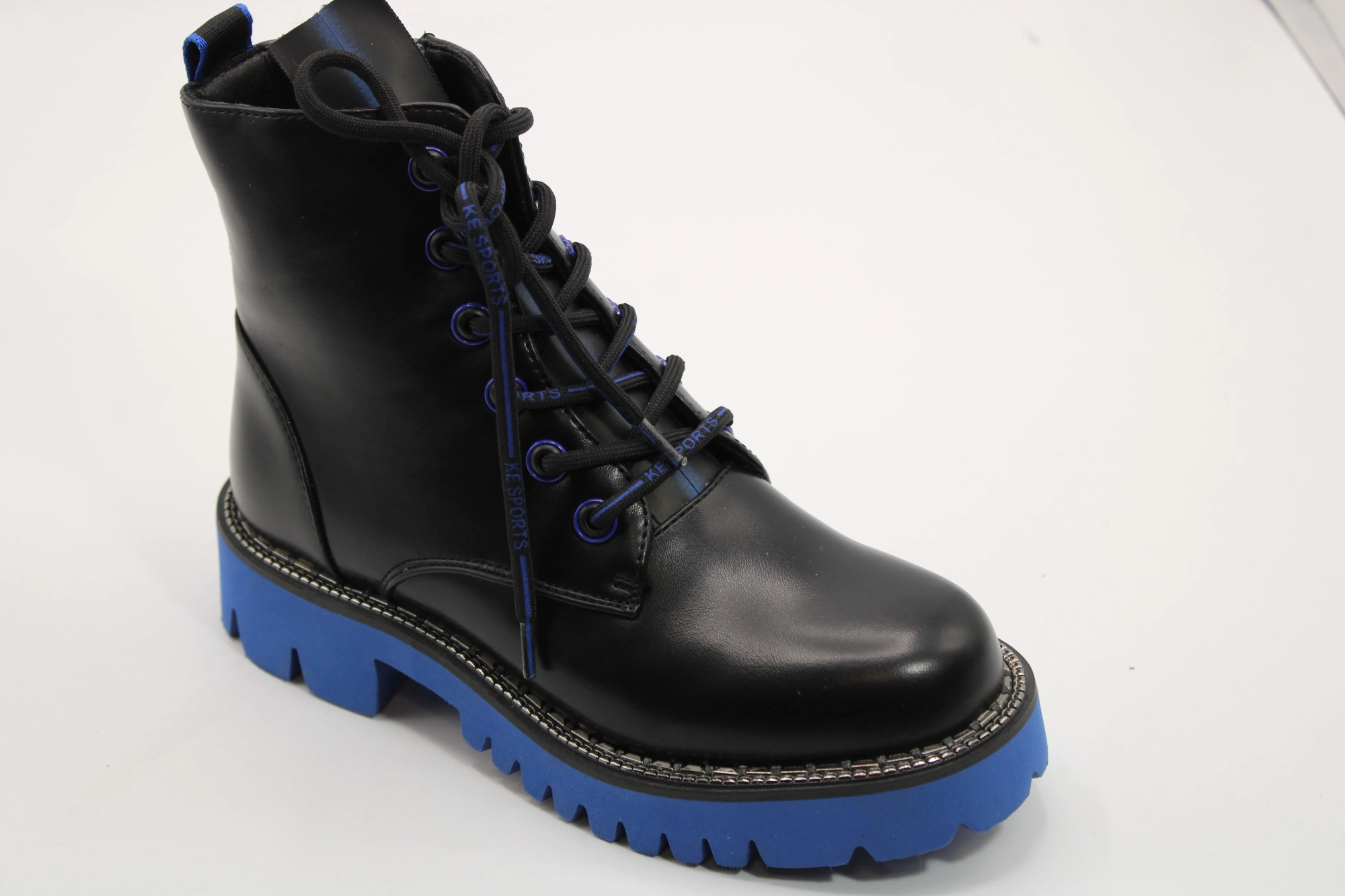 Детские ботинки черного цвета ИРИНА BS05-801