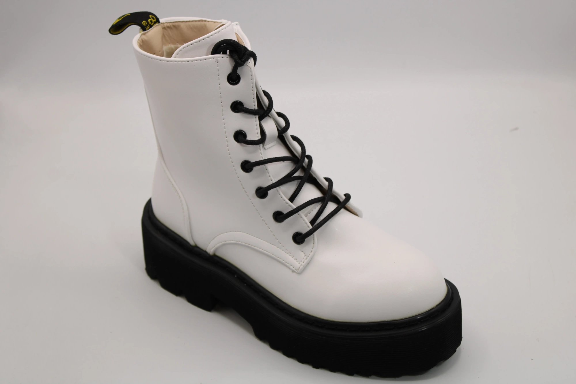 Женские ботинки белого цвета белого цвета OUQIDAGENI BS01-1358