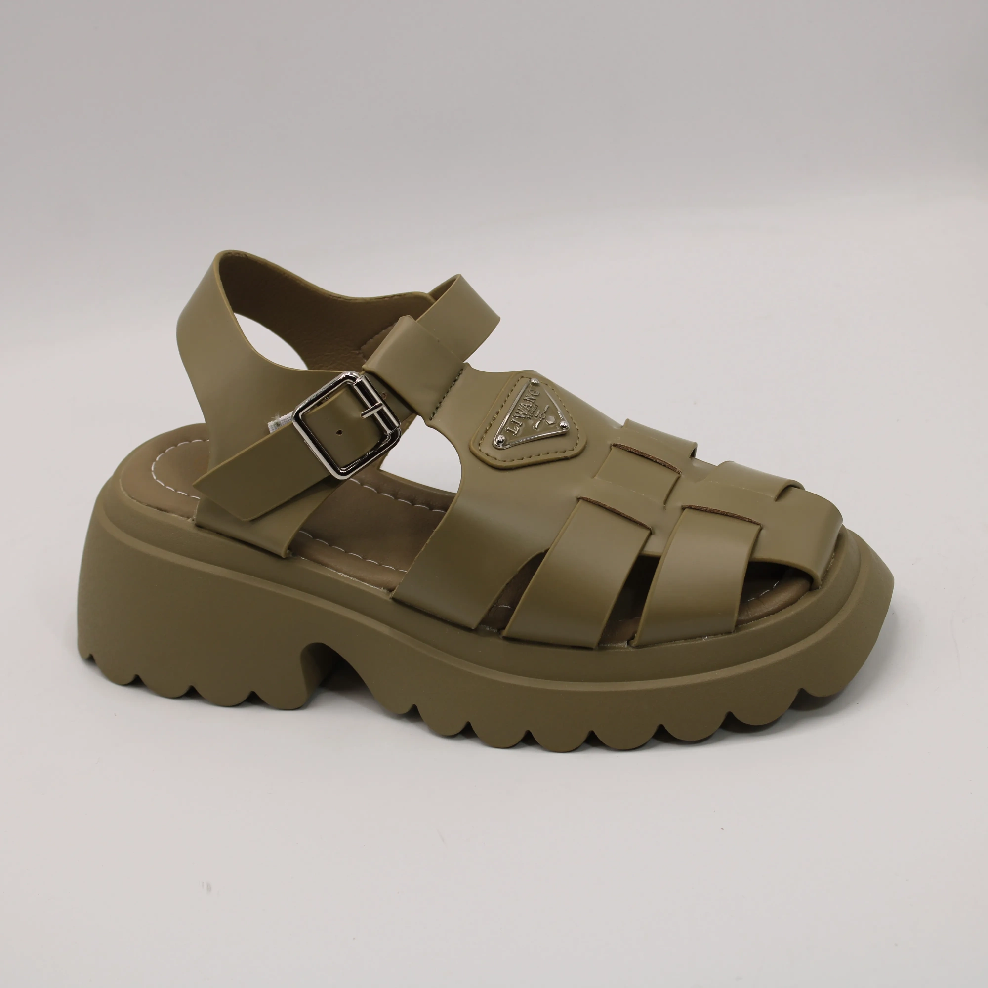 Женские босоножки коричневого цвета AIMOSI BS02-1683