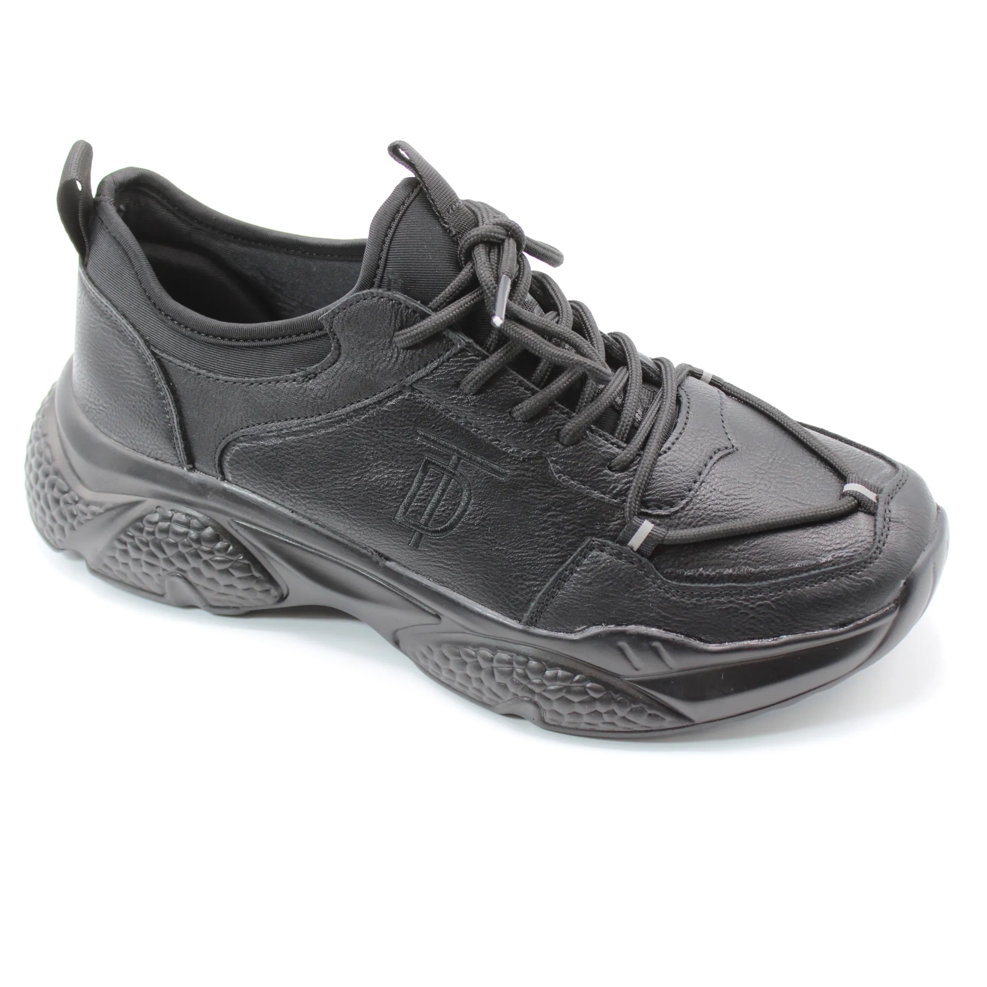 Мужские осенние кроссовки черного цвета BS02-882