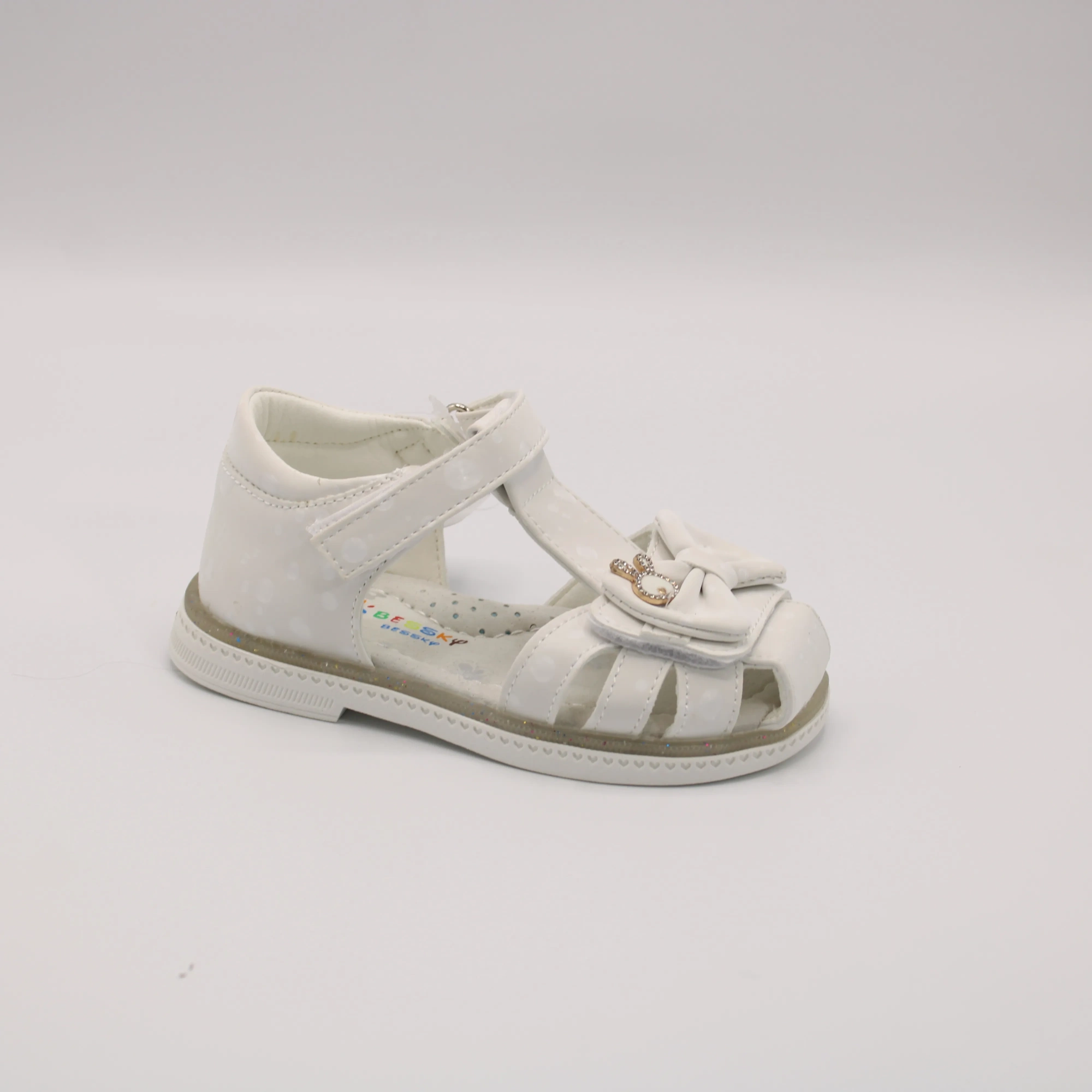 Детские босоножки белого цвета белого цвета BESSKY BS05-1270