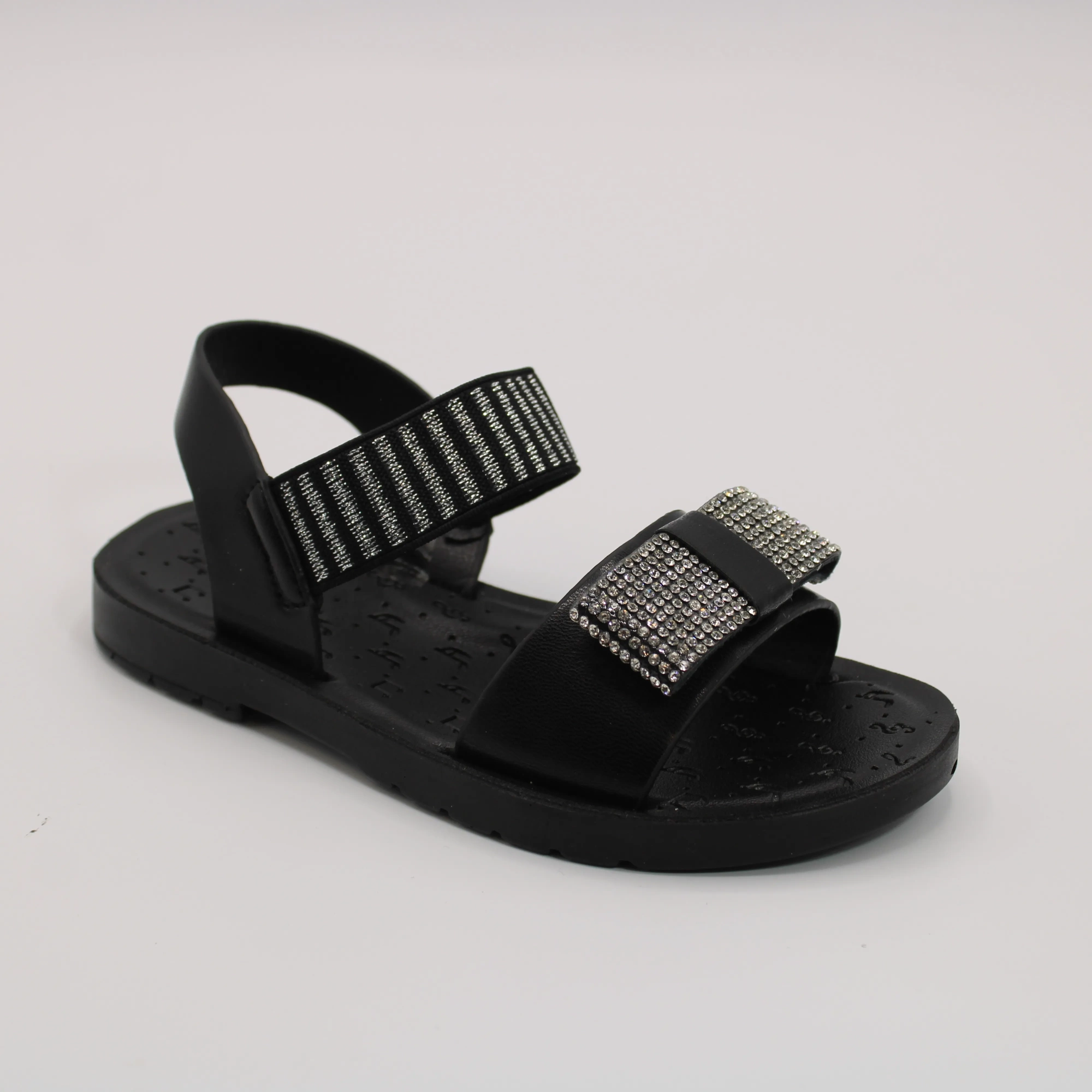 Детские босоножки черного цвета BOYS AND GIRLS BS05-616