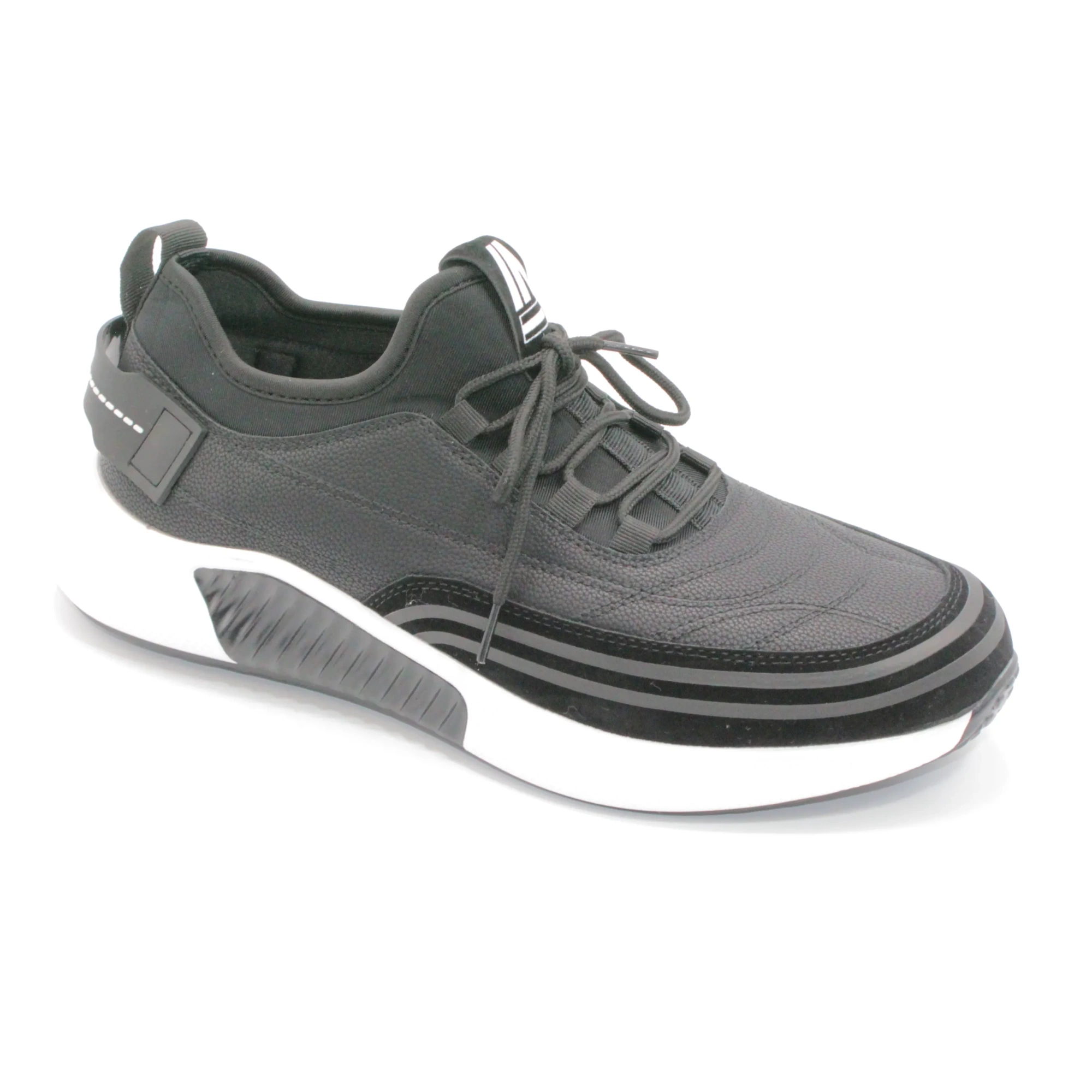 Мужские кроссовки черного цвета ZEQI BS02-1241