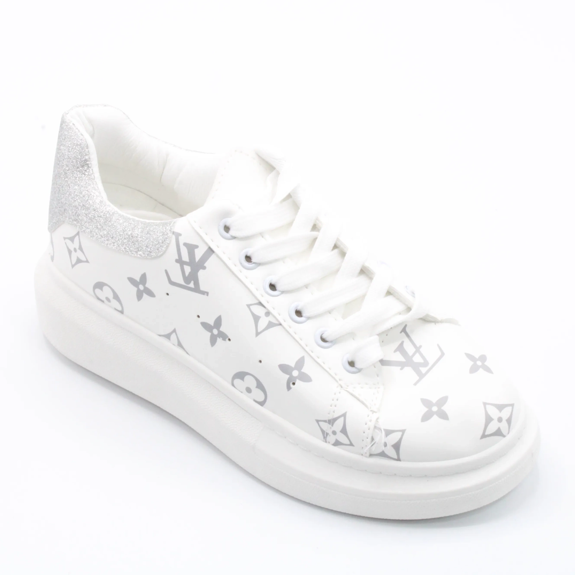 Женские весенние кроссовки белого цвета SUYIYA BS01-961