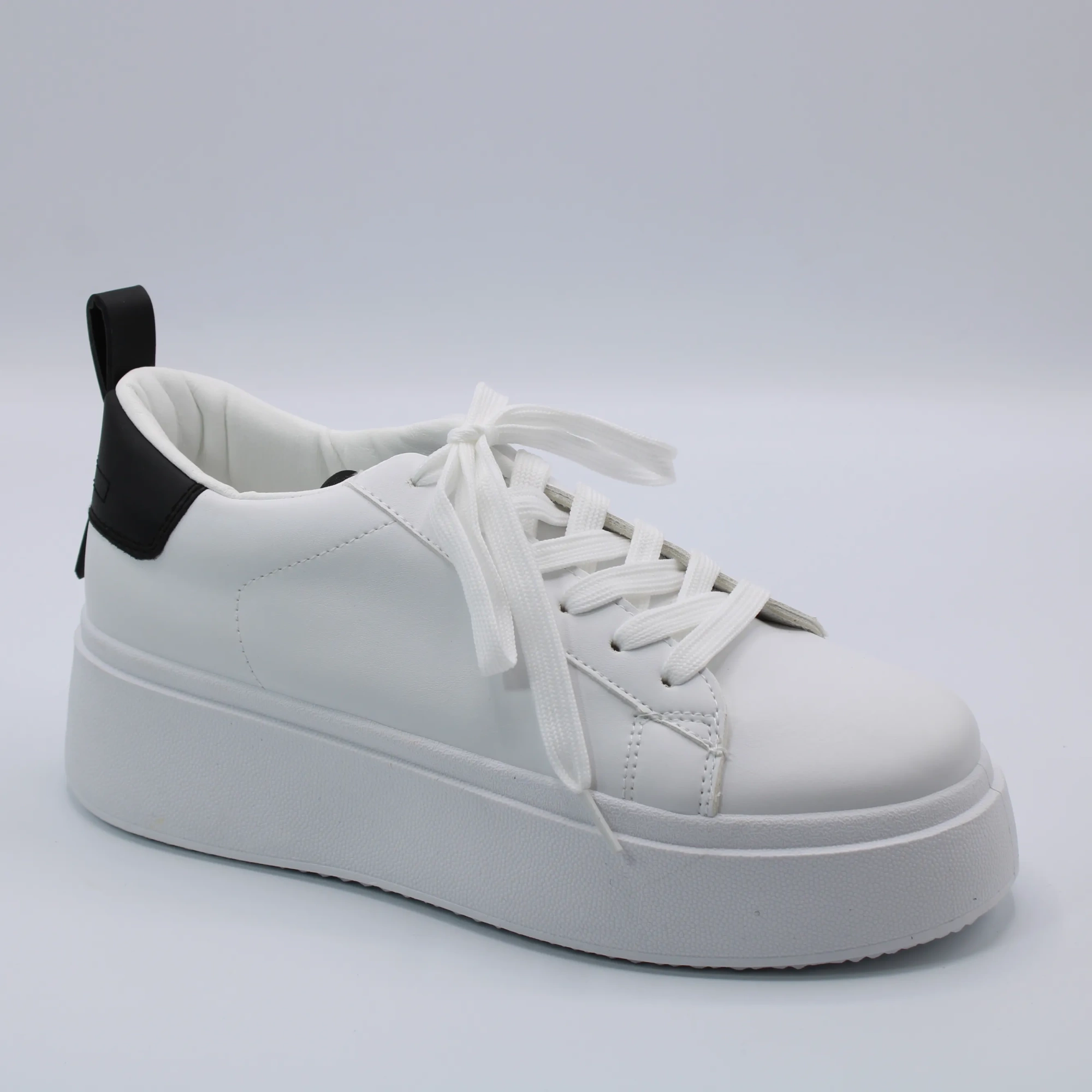 Женские летние кроссовки белого цвета DINO ALBAT BS02-802