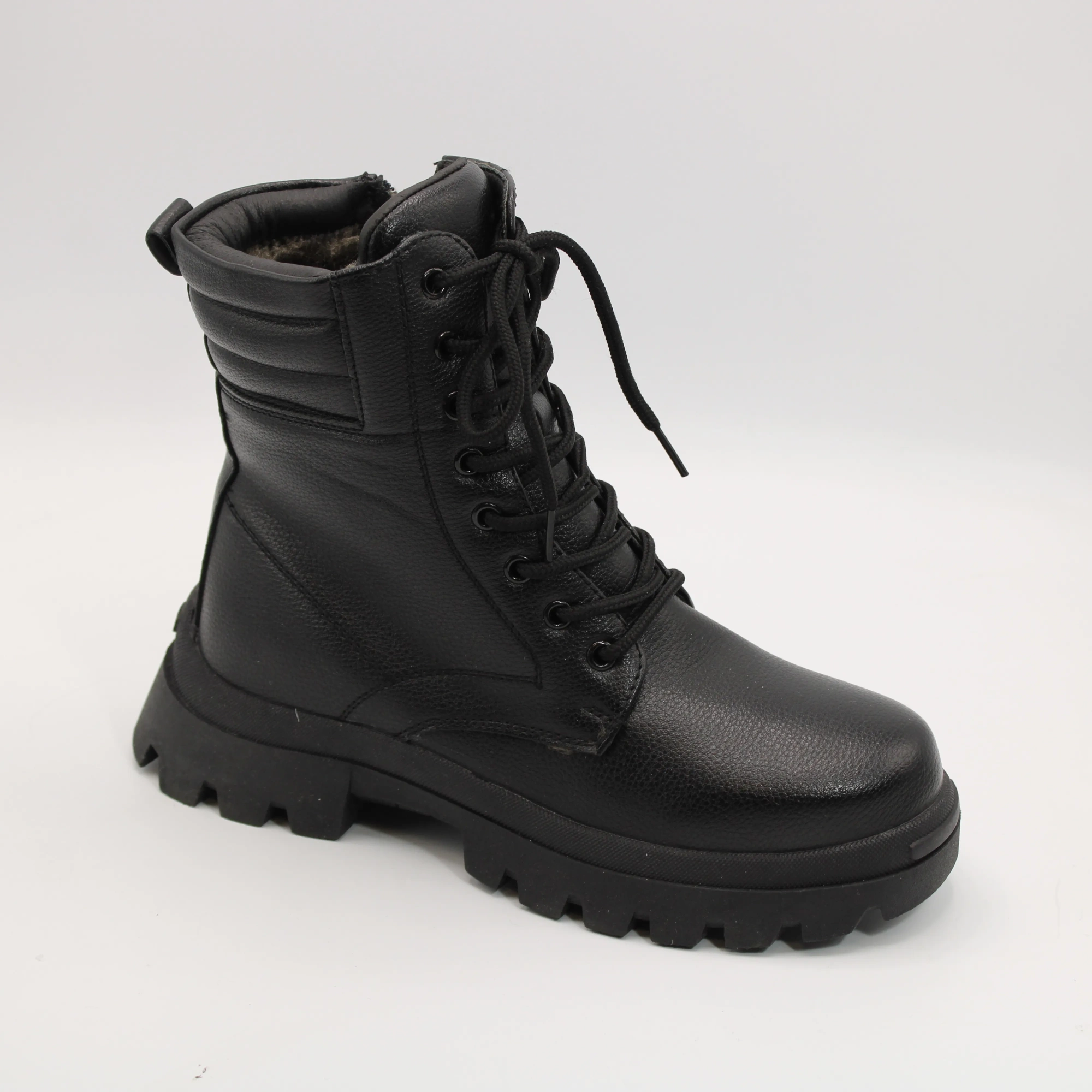 Женские ботинки черного цвета SOKO SOLO BS06-1332