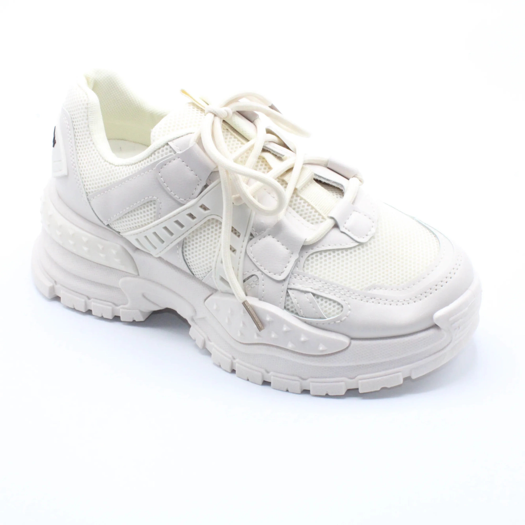 Женские весенние кроссовки бежевого цвета LUTA BS02-1088