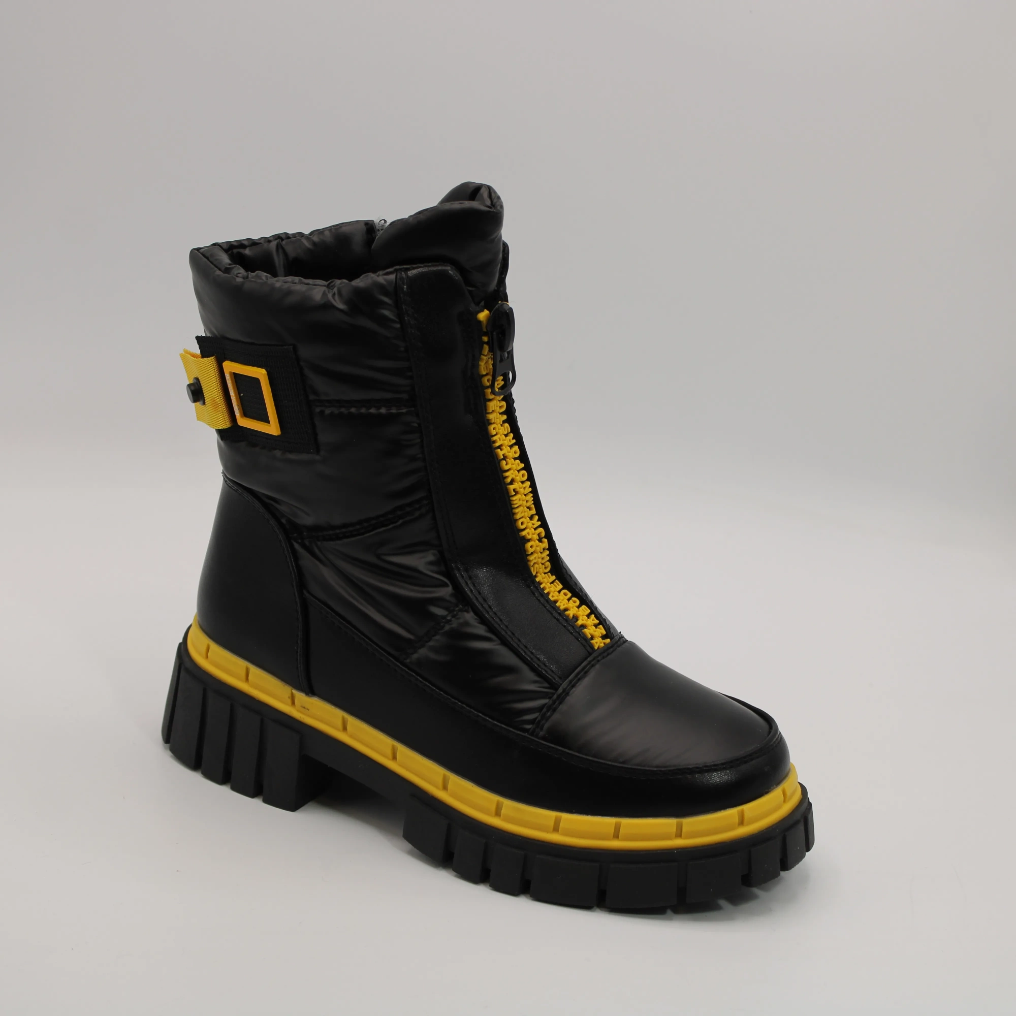 Детские ботинки черного цвета BESSKY BS06-1355