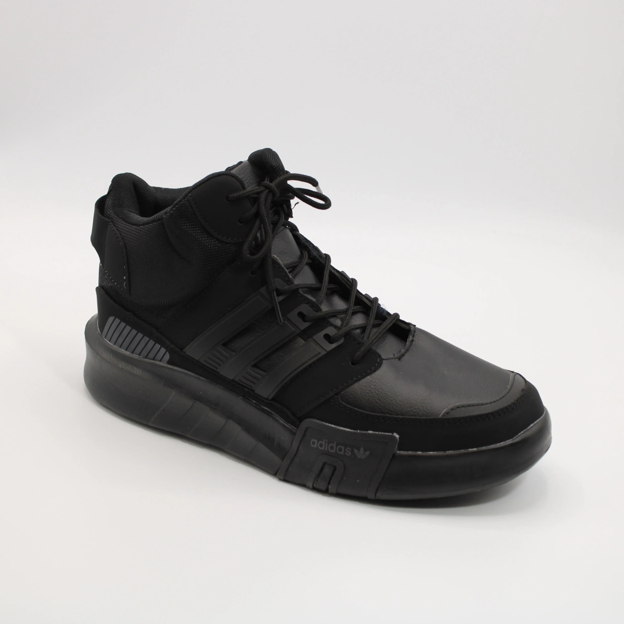 Мужские кроссовки черного цвета EGUIPMENT BS02-1321