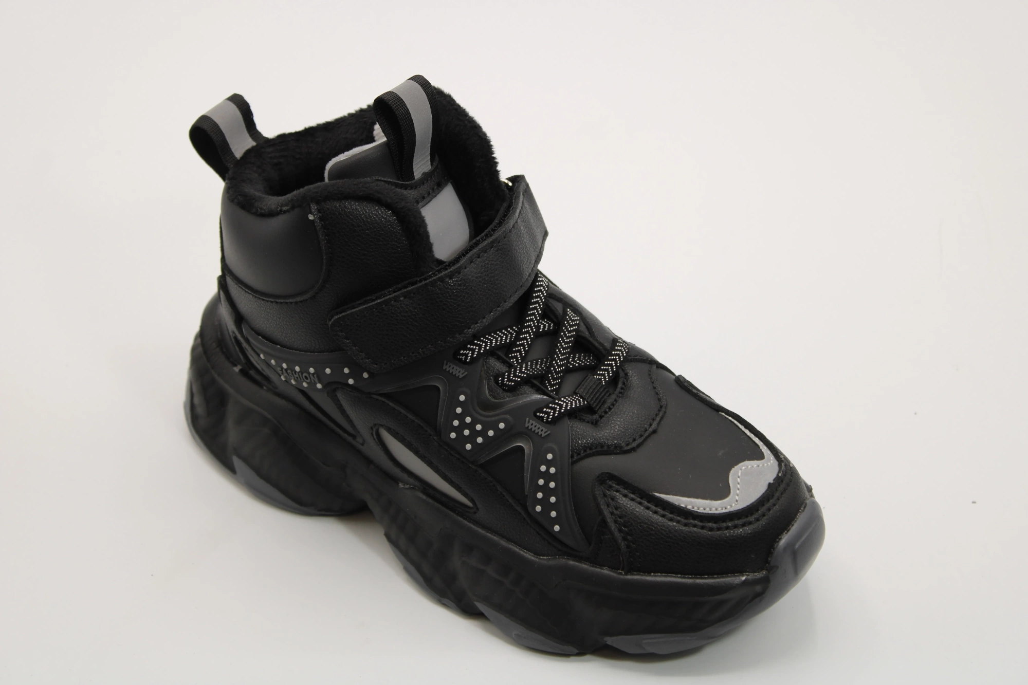 Детские кроссовки черного цвета КАПИТОШКА BS05-777