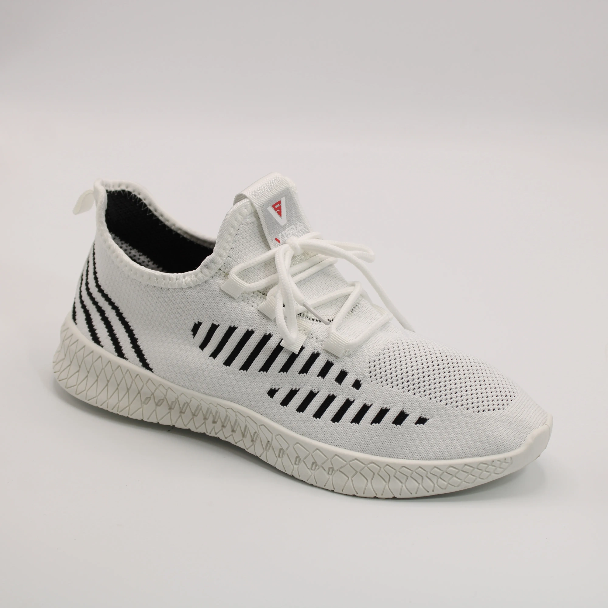 Мужские кроссовки белого цвета белого цвета VISDA BS01-1257