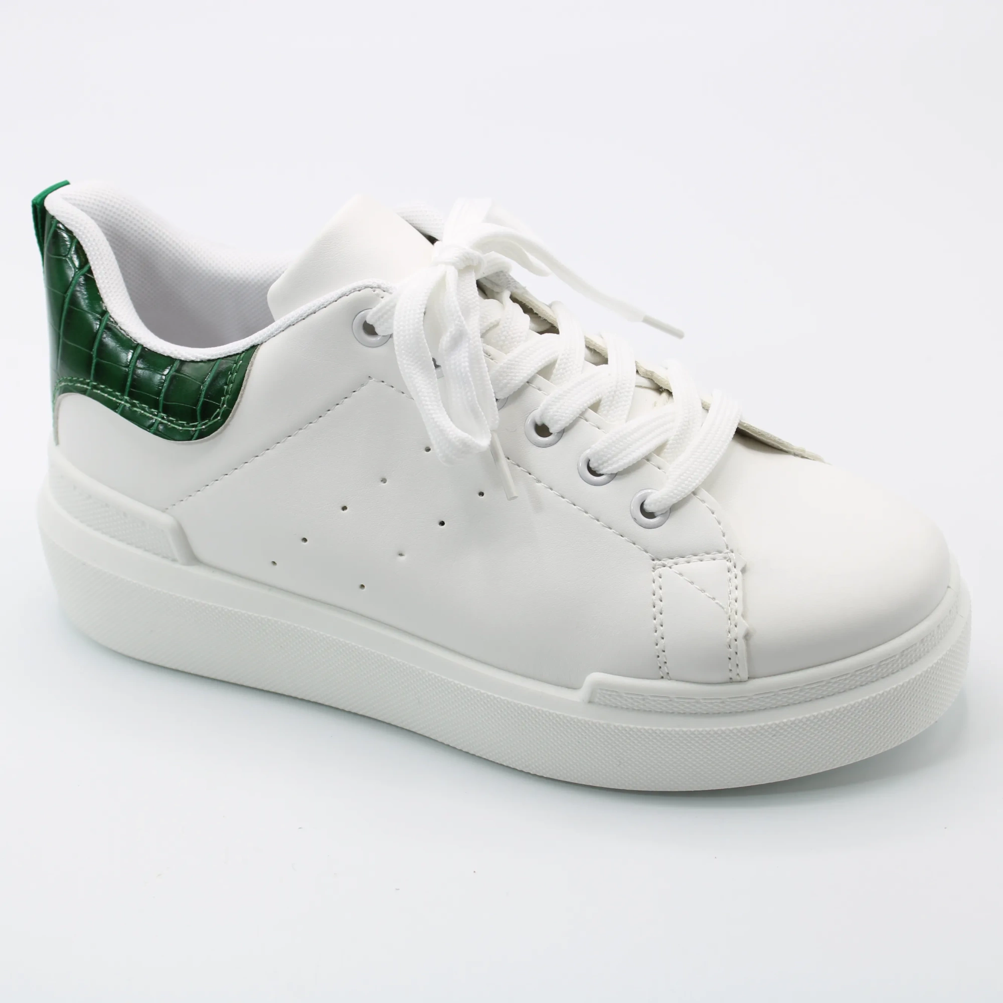 Женские летние кроссовки белого цвета ZEQI BS02-845