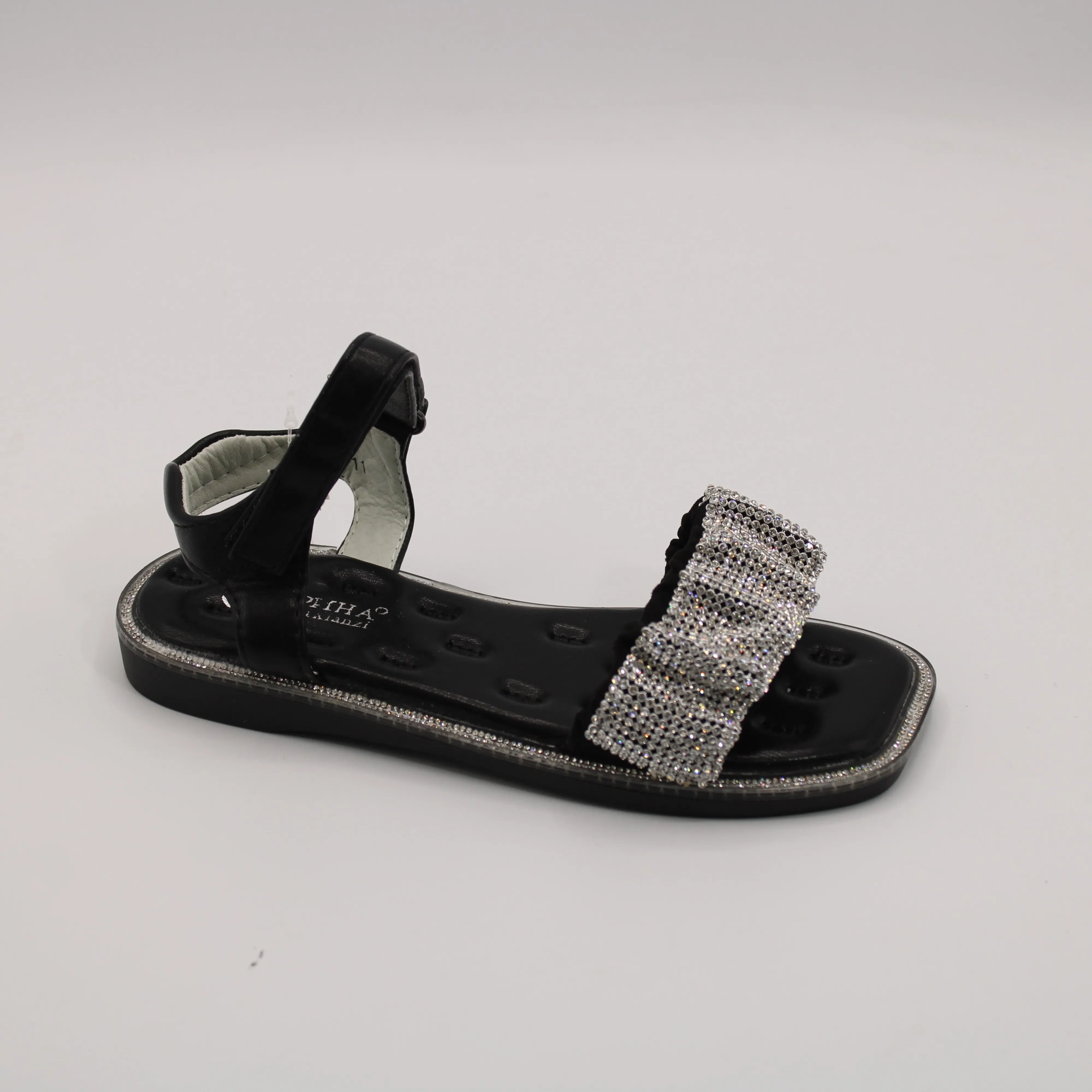 Детские босоножки черного цвета ИРИНА BS06-1468