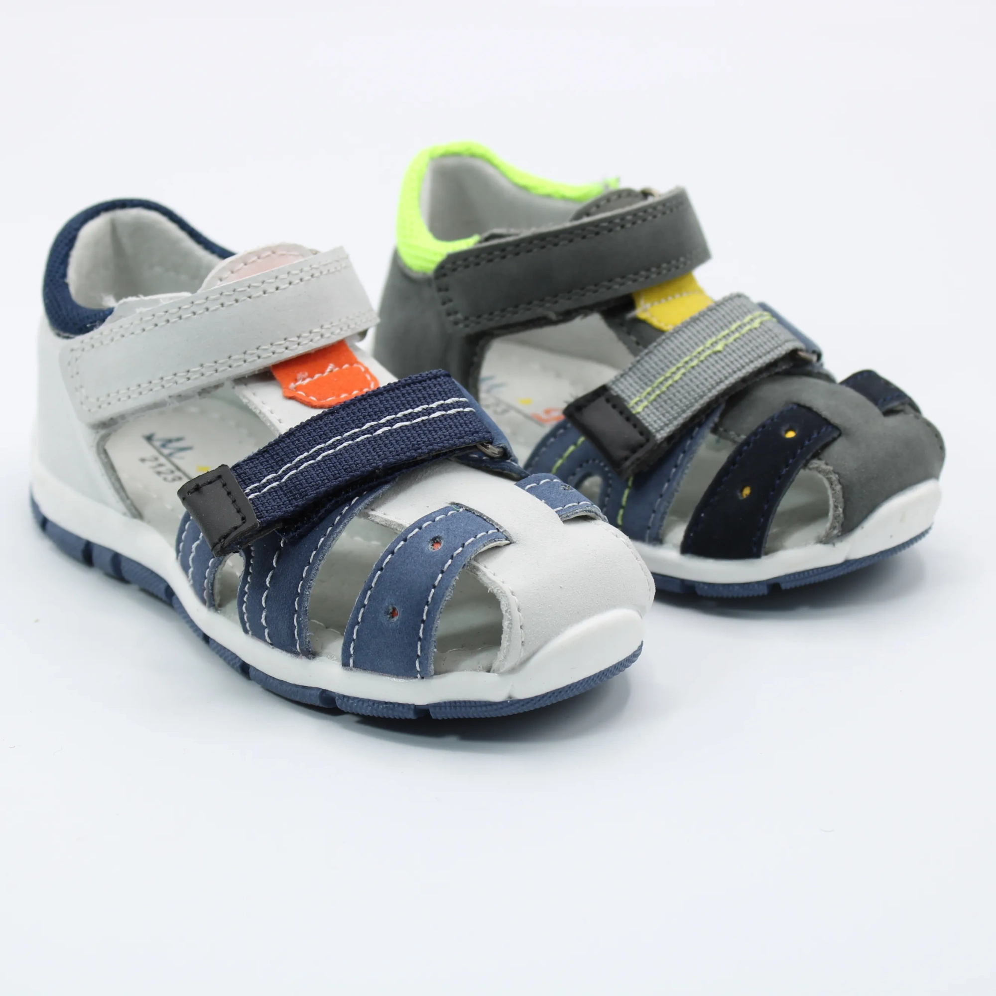 Детские летние сандалии различных цветов М+Д BS06-226