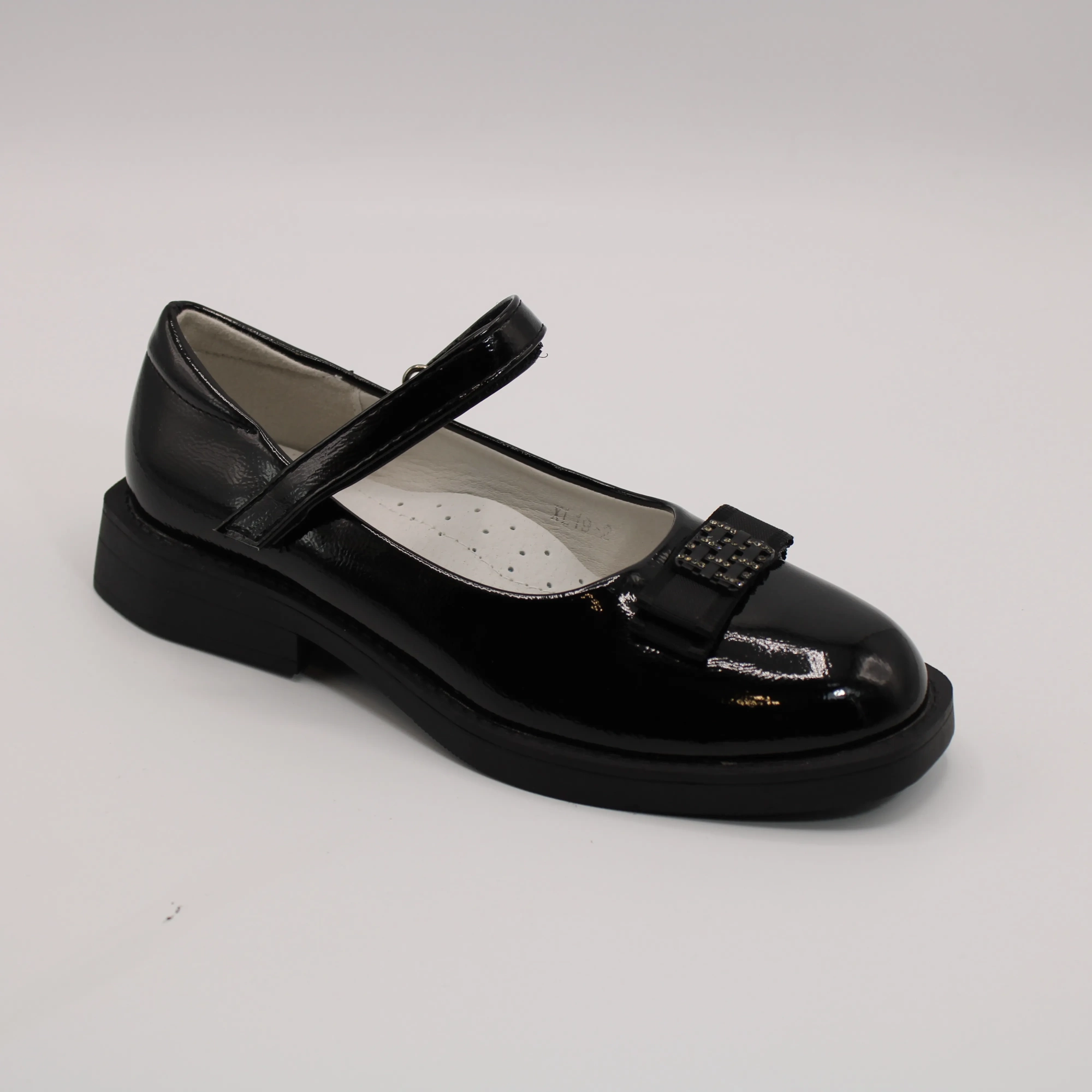 Детские туфли черного цвета ИРИНА BS06-1144