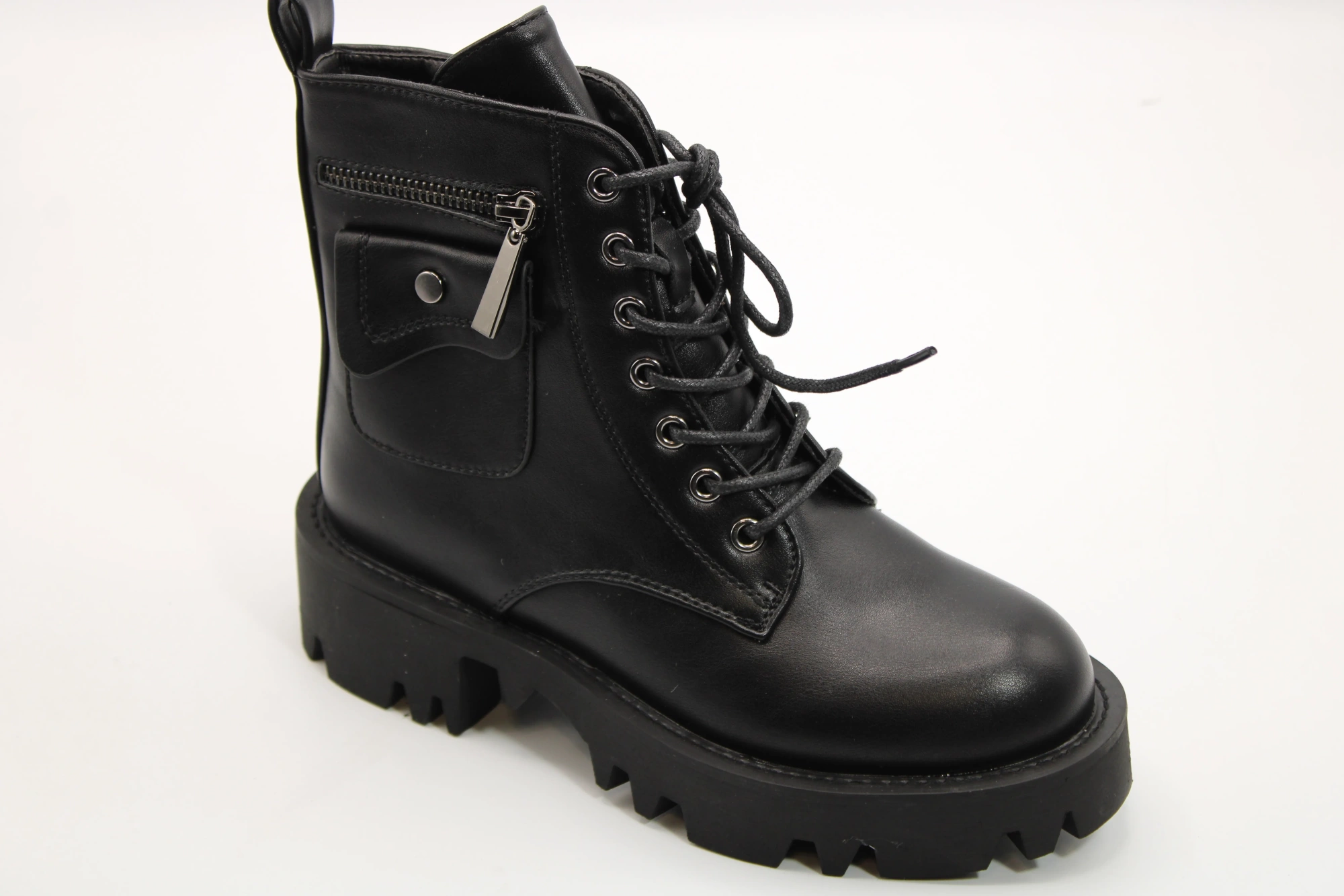 Женские ботинки черного цвета PURLINA BS02-1536