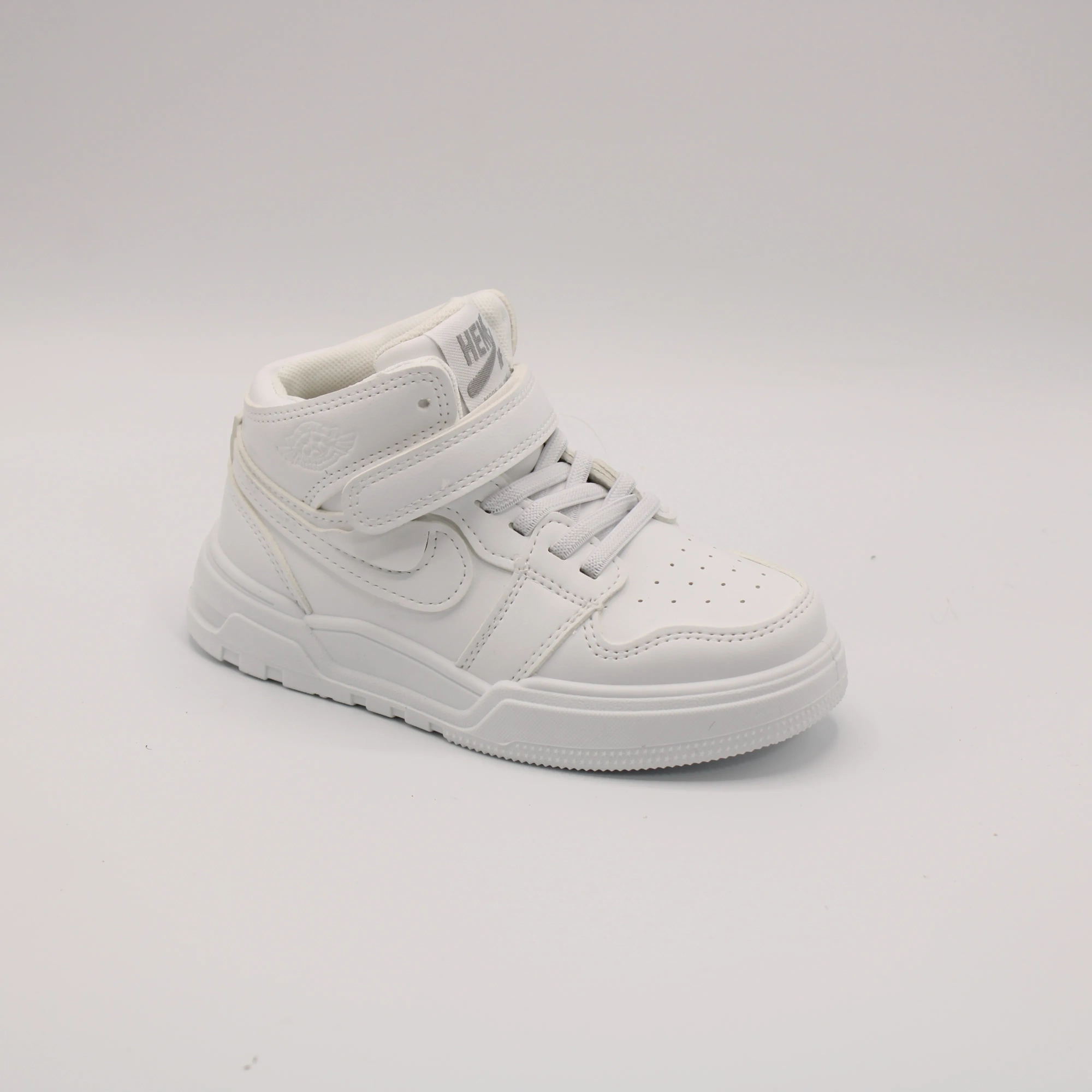 Детские кроссовки белого цвета белого цвета М+Д BS05-1289