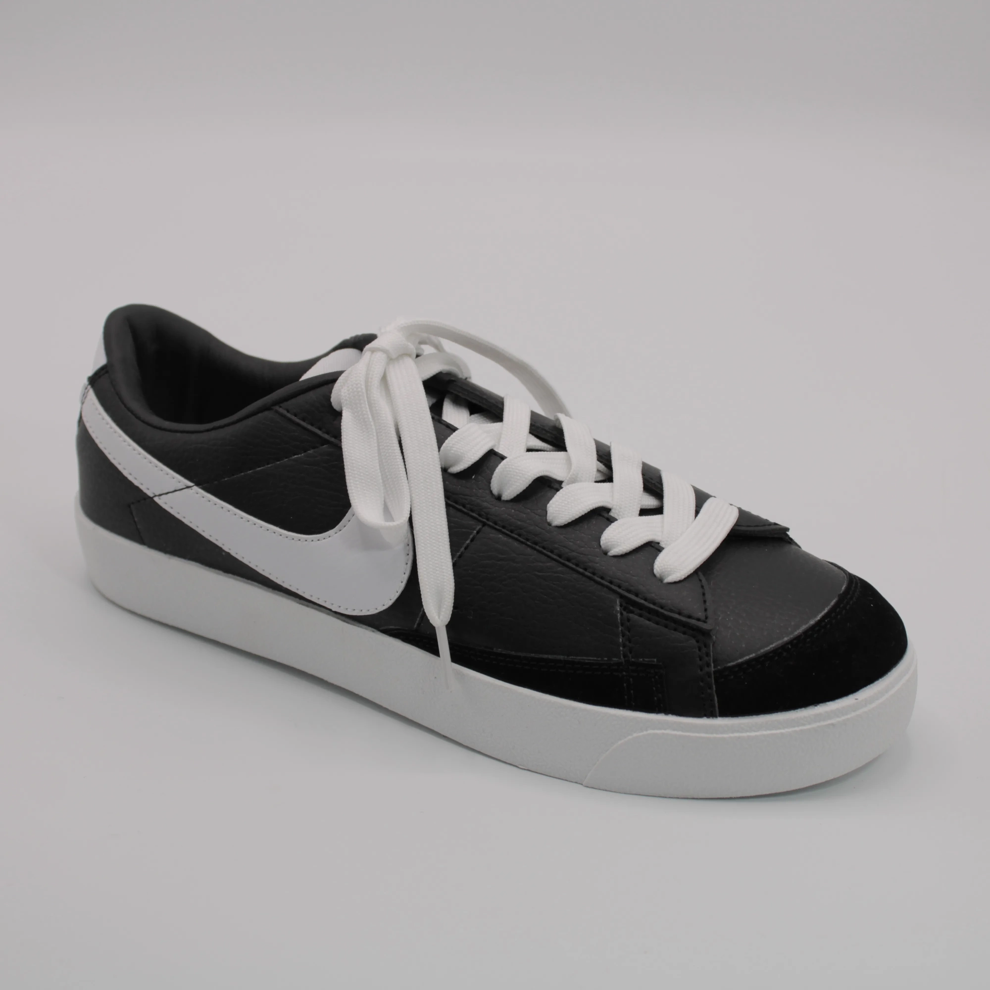 Мужские кроссовки черного цвета AIR BS02-1422