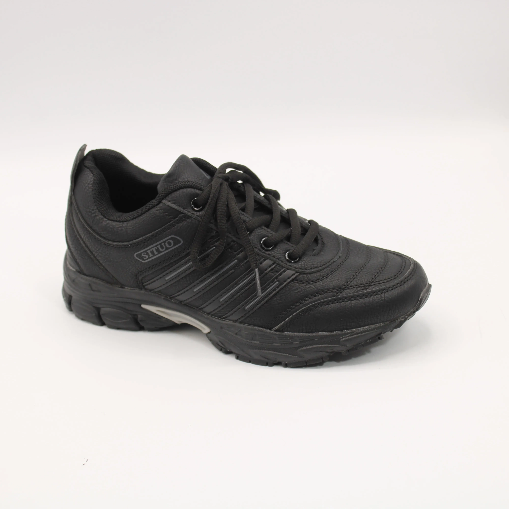 Мужские кроссовки черного цвета SITUO BS01-1559