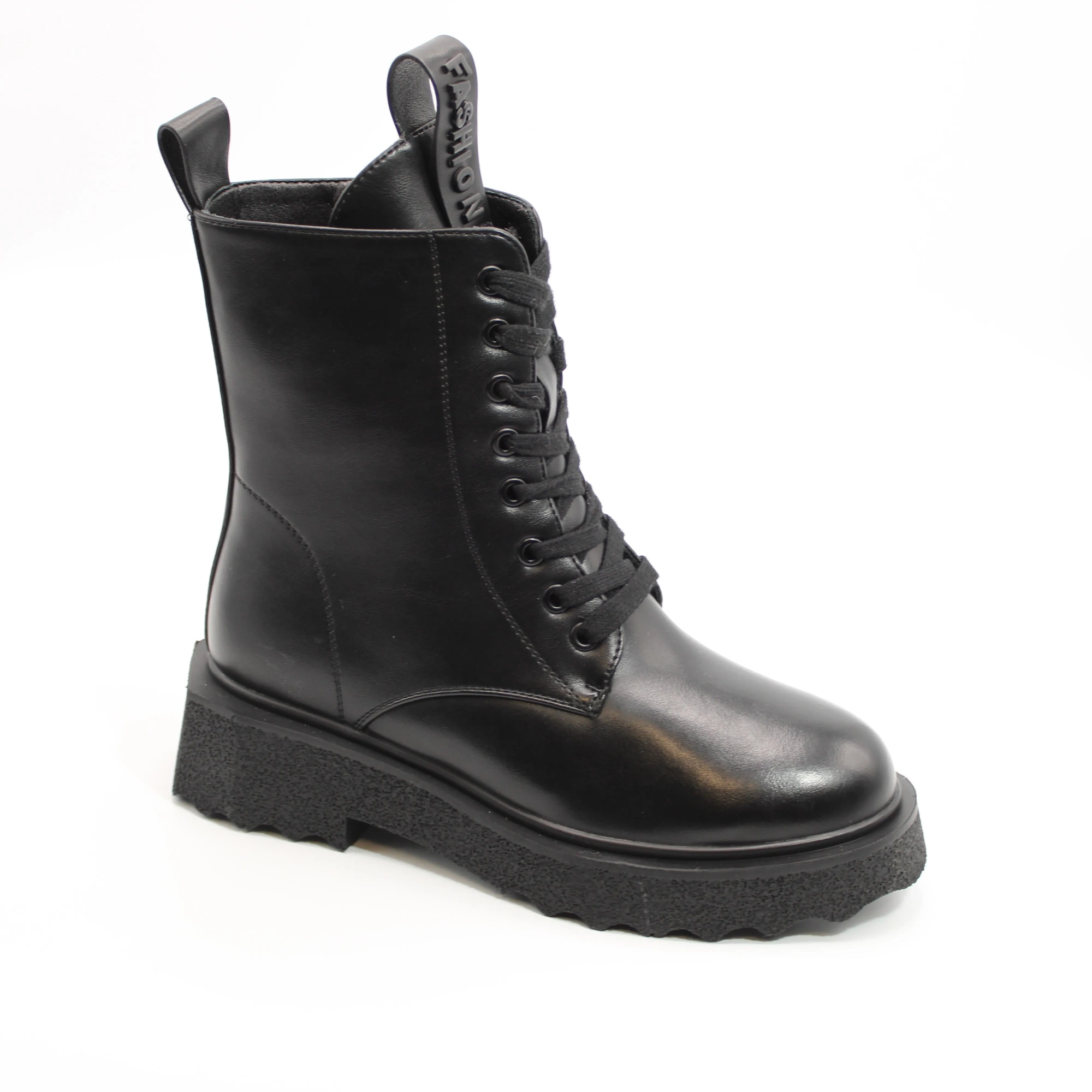 Женские ботинки черного цвета ADMLIS BS01-1157