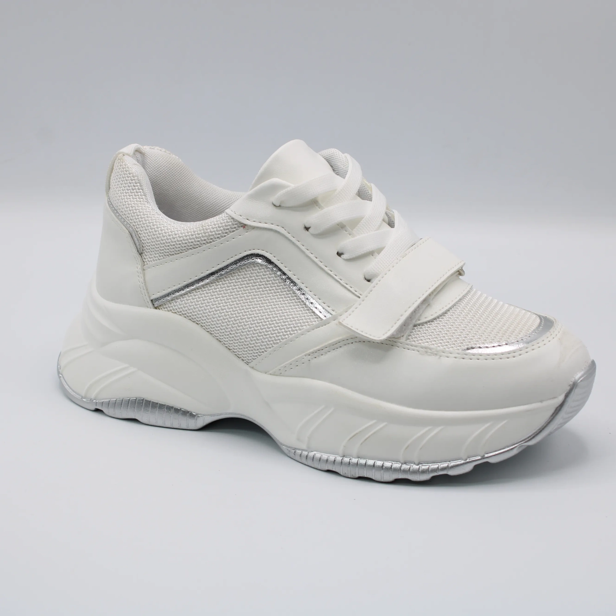 Женские летние кроссовки белого цвета SAIVVILA BS01-527