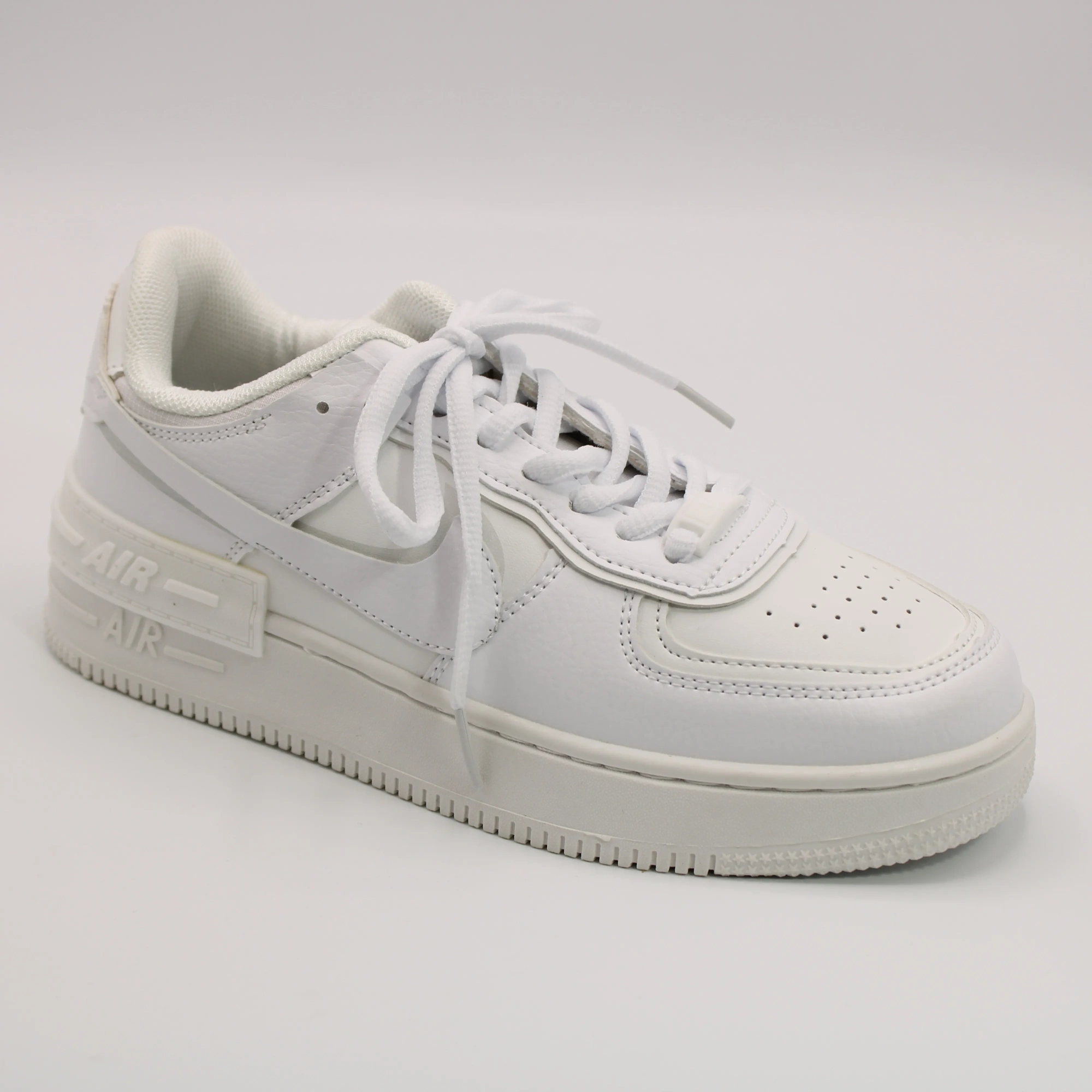 Женские кроссовки белого цвета белого цвета AIR BS02-1404