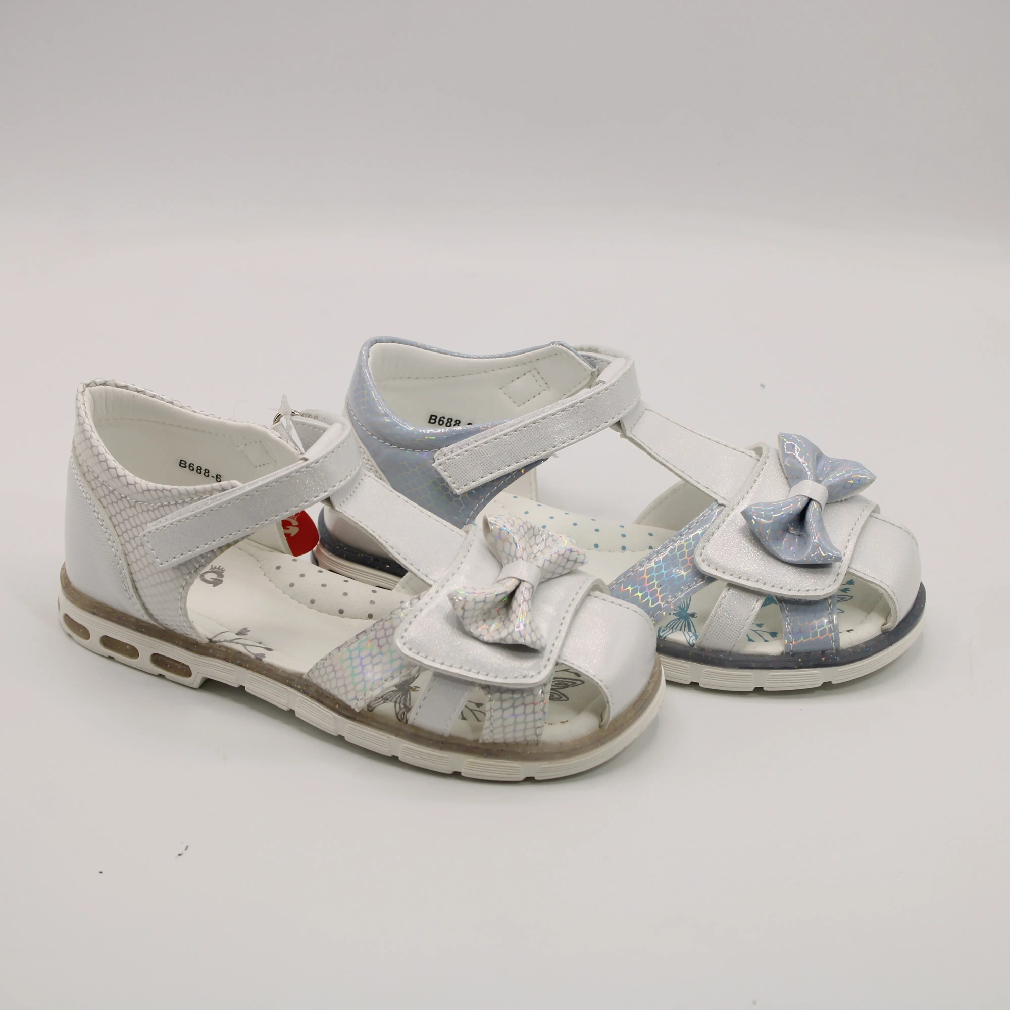 Детские босоножки различных цветов BOYS AND GIRLS BS05-1057