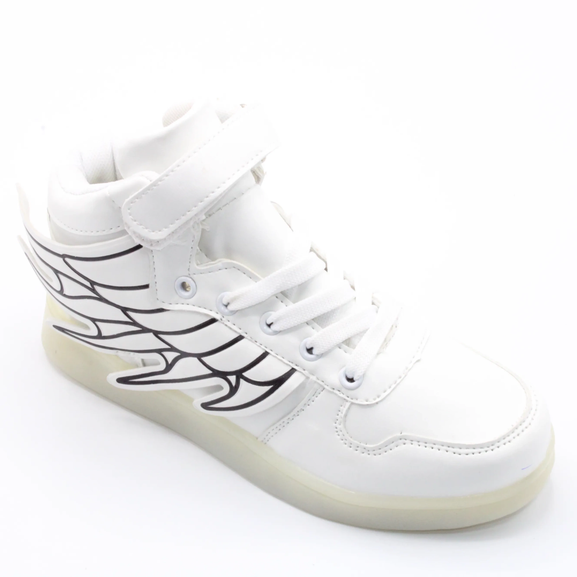 Детские весенние кроссовки белого цвета BESSKY BS05-25