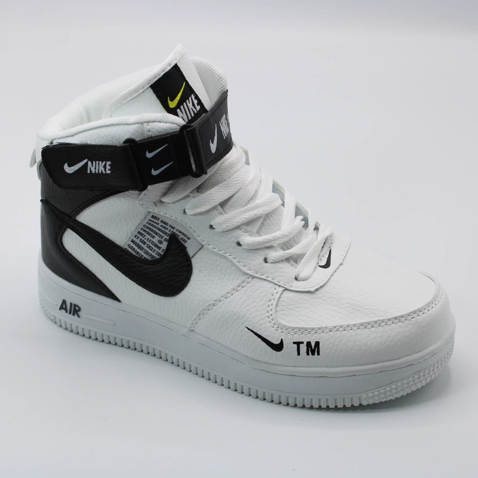 Мужские зимние кроссовки белого цвета NIKE BS06-436