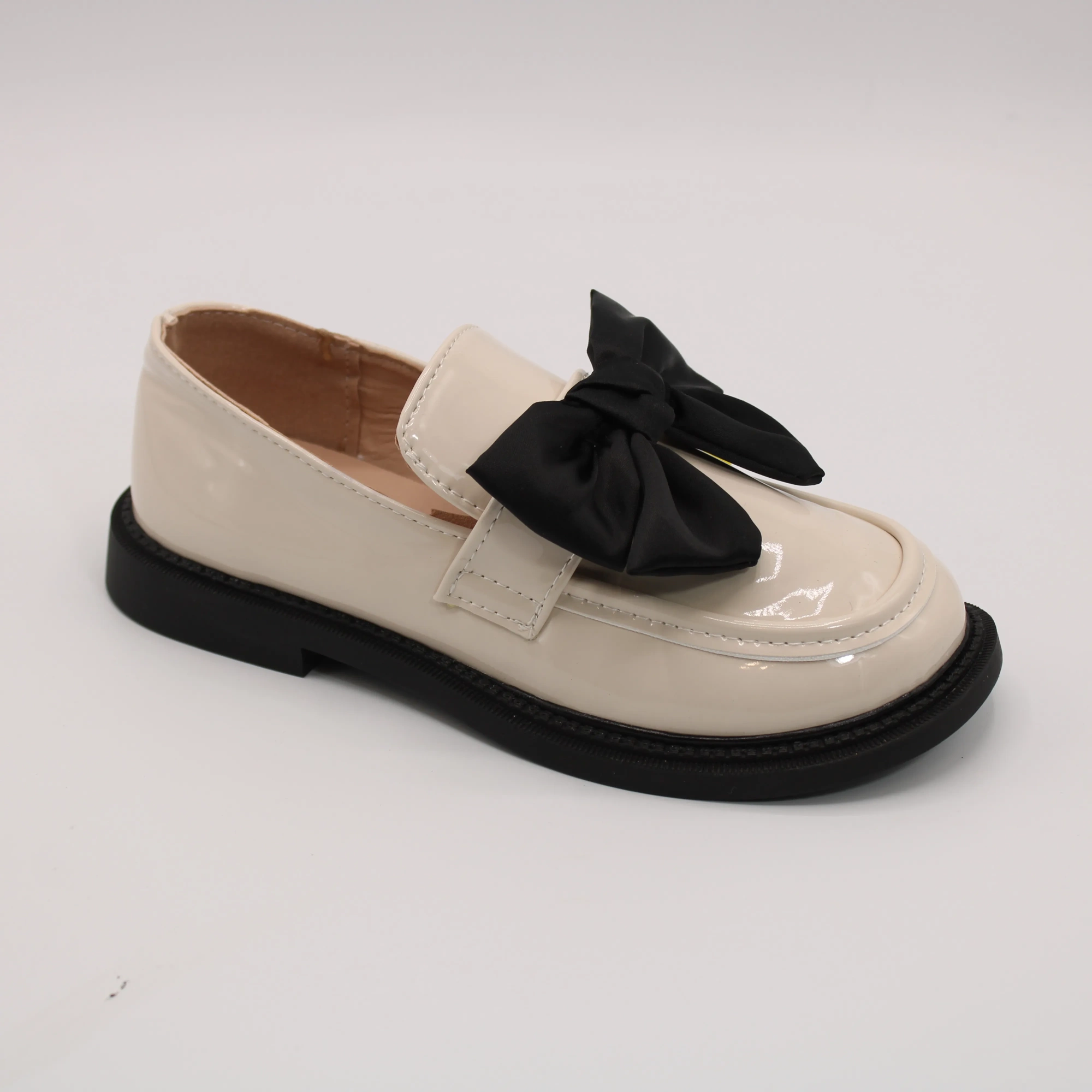 Детские туфли бежевого цвета FASHION BS06-1116