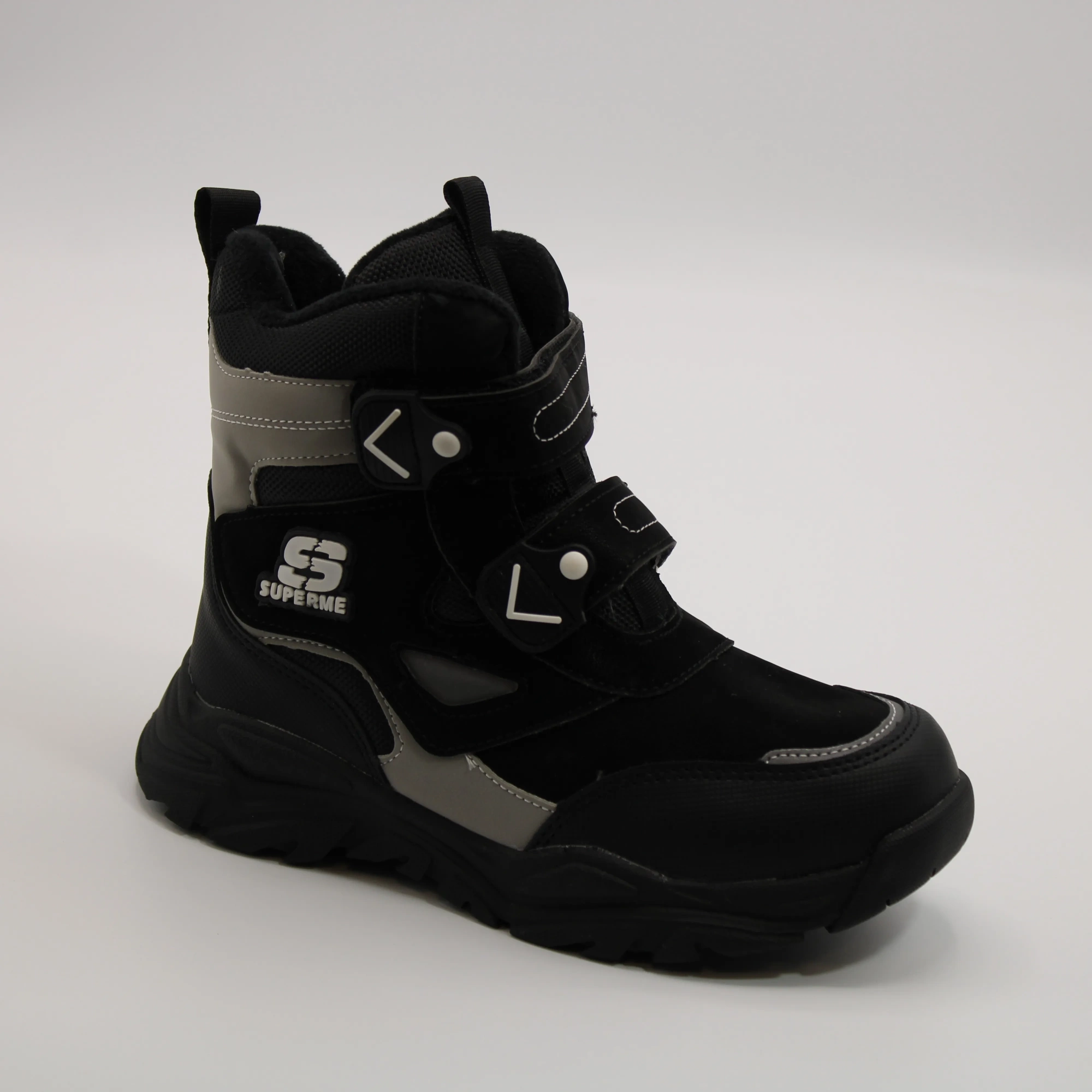 Детские ботинки черного цвета SLV BS05-450