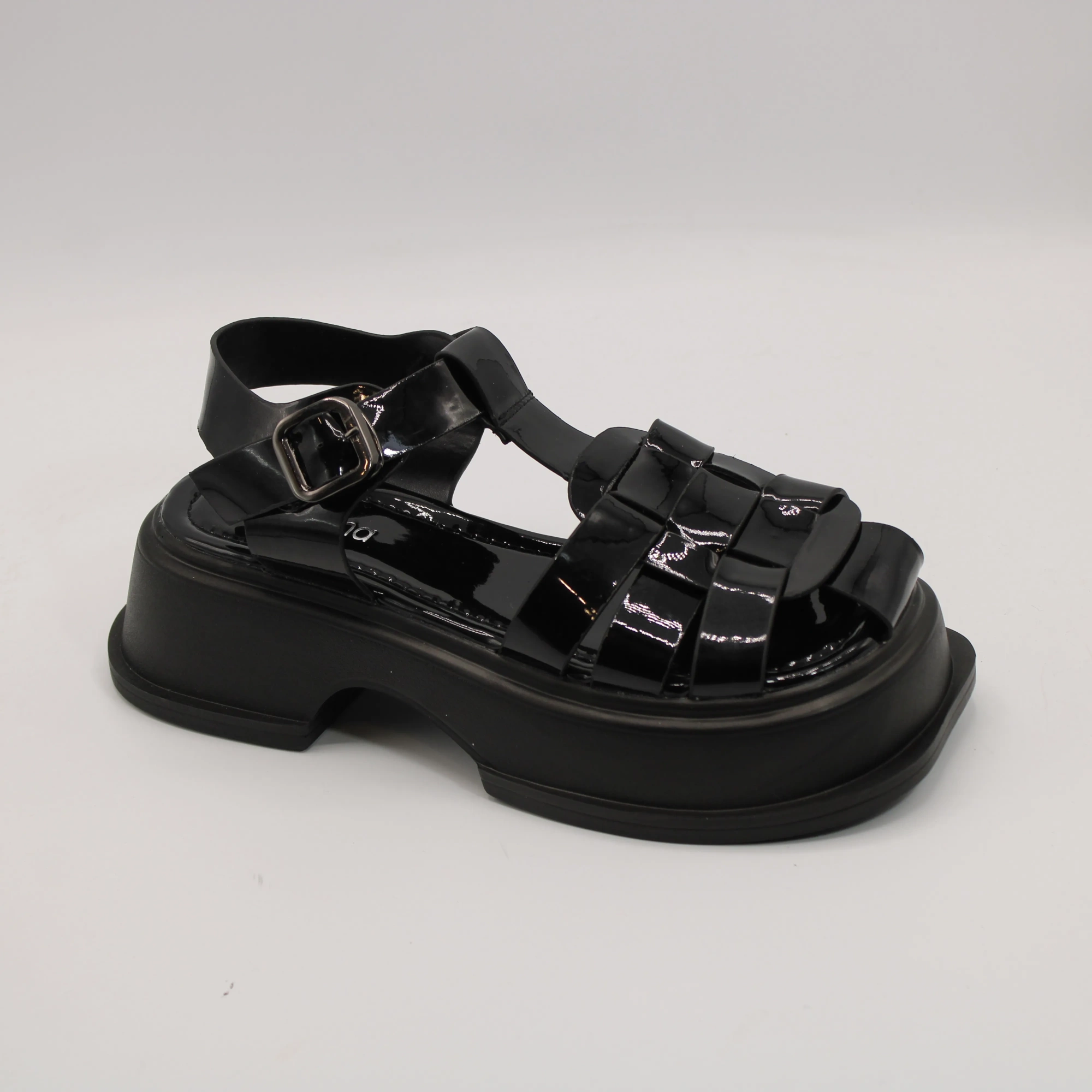 Женские босоножки черного цвета PURLINA BS02-1688