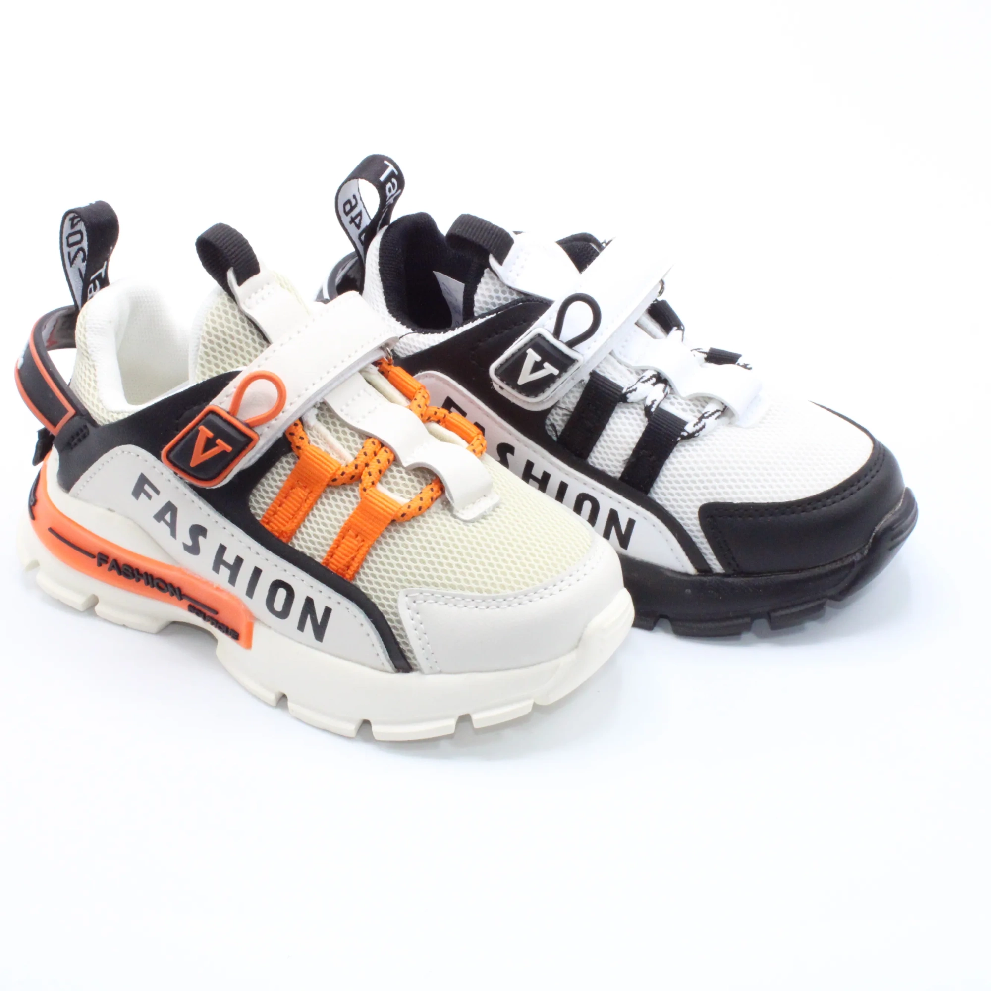 Детские весенние кроссовки цвета мультиколор B&G BS05-102