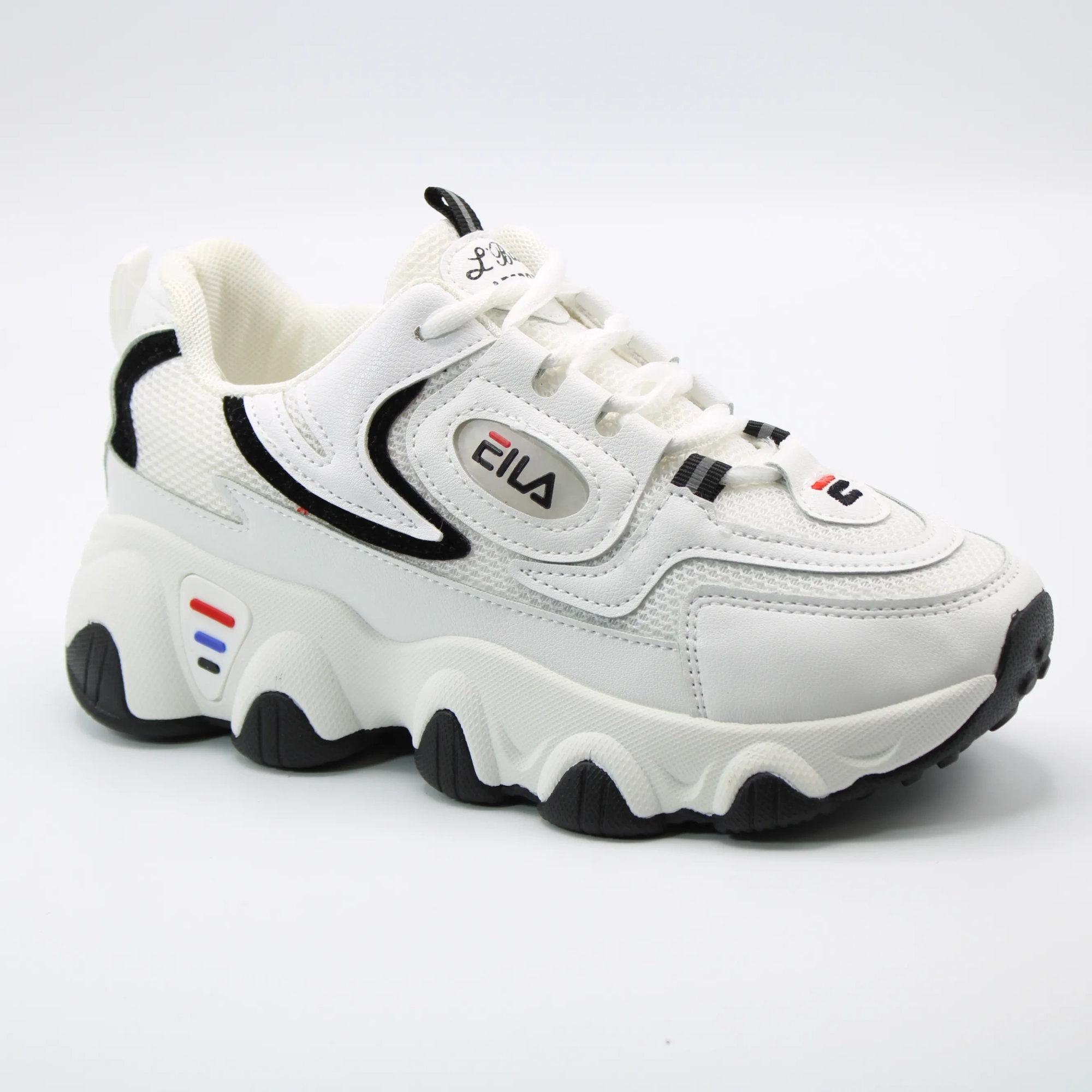 Женские летние кроссовки белого цвета FILA BS01-749
